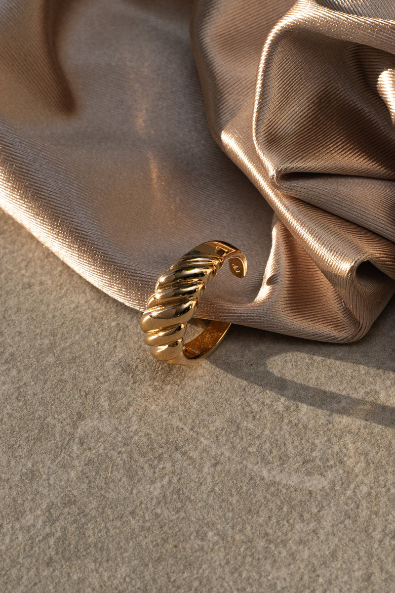 Gold Mae Croissant Ring