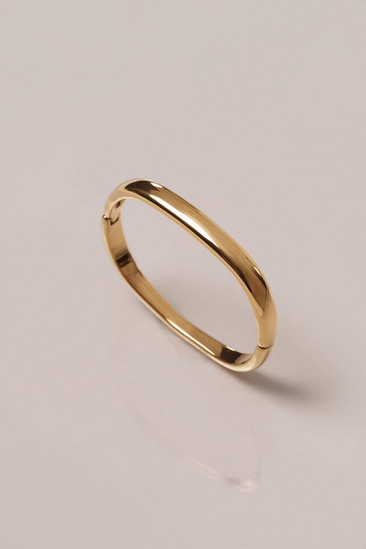 Gold Mari Hinge Bracelet