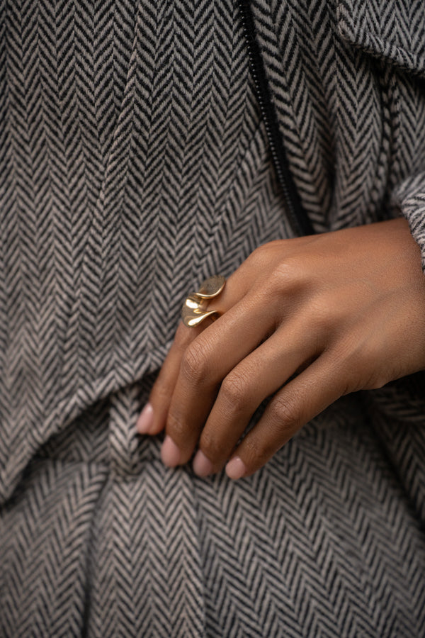 Gold Wavy Ring