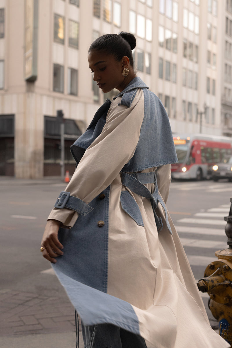 Veste contrastée ceinturée Leighton en denim délavé clair