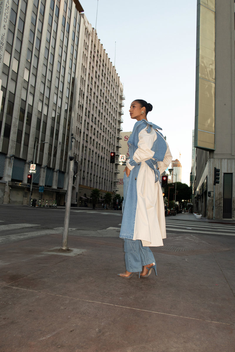 Veste contrastée ceinturée Leighton en denim délavé clair