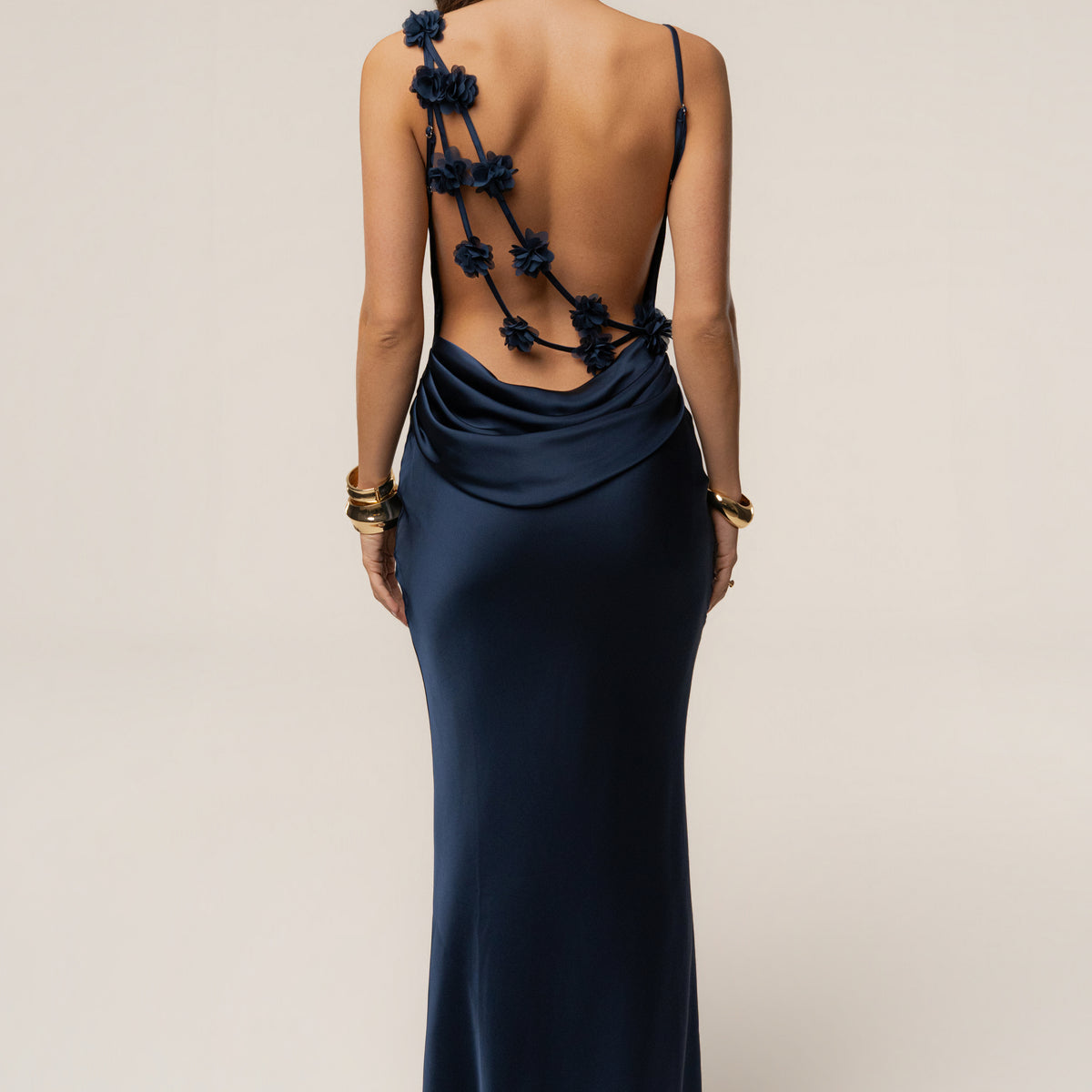 black bow midi dress ONE OF ONE IN 28% Nylon Type:Flats Elixaire Scarf Maxi Dress Size-US:14