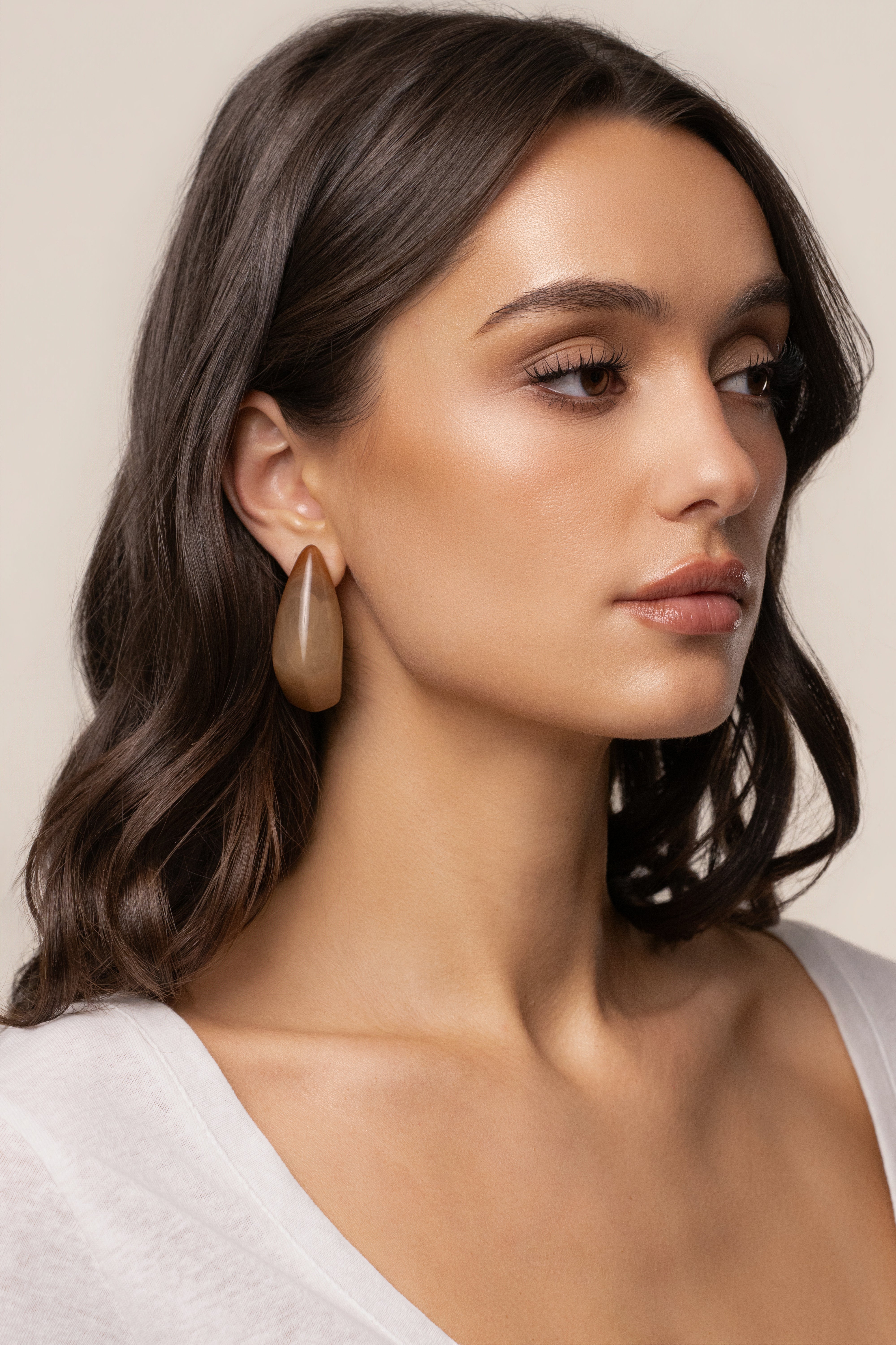 Beige Sculpt Resin Earrings - JLUXLABEL