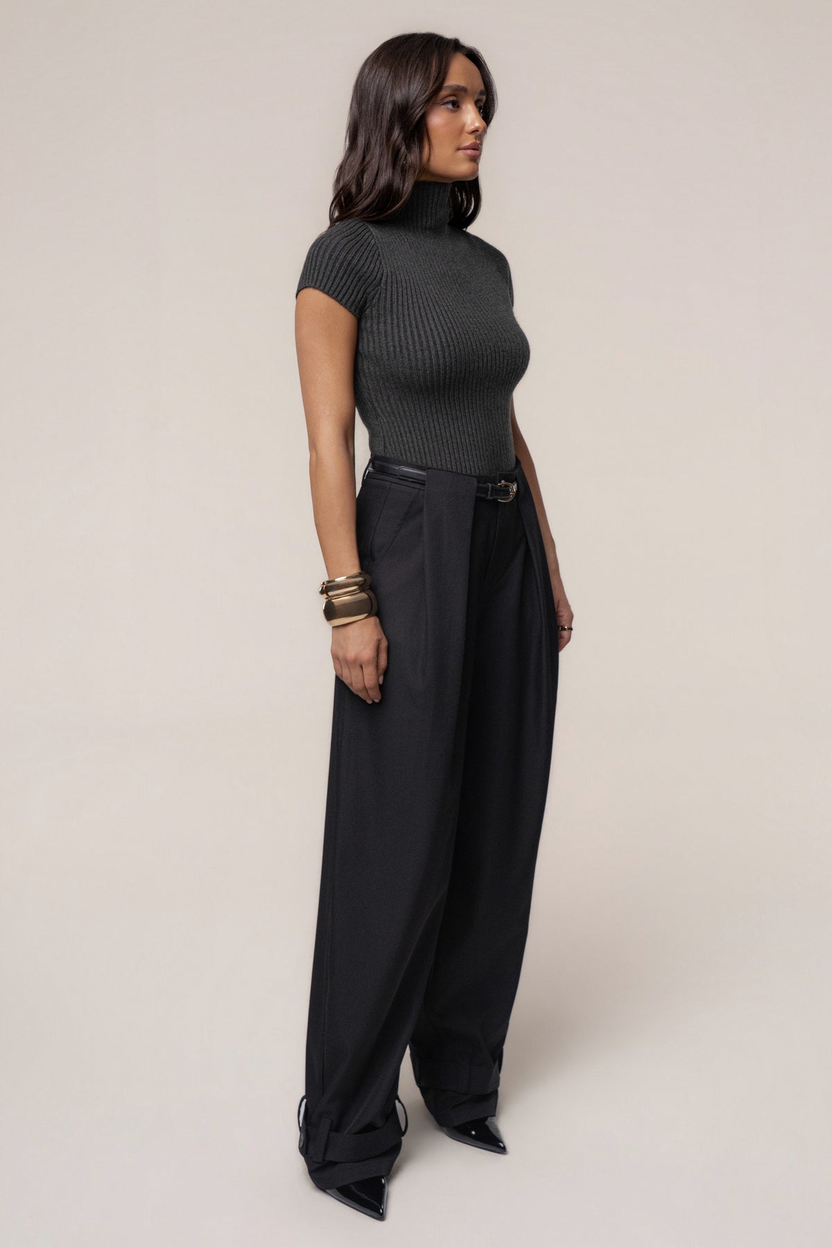 Black Capri Coast Barrel Pants