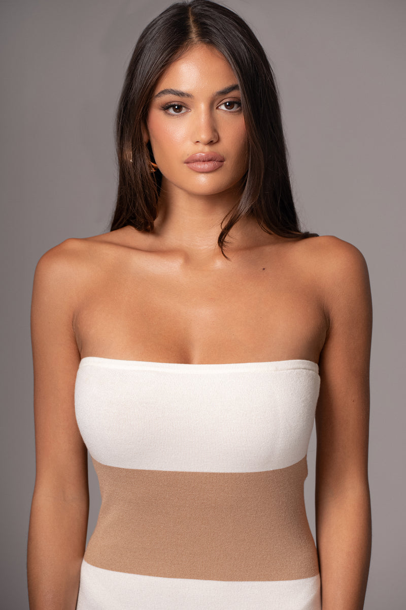 Robe midi sans bretelles rayée ivoire/beige