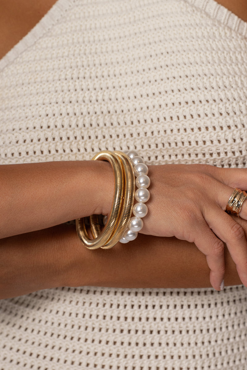 Gold Rise Pearl Bracelet Set