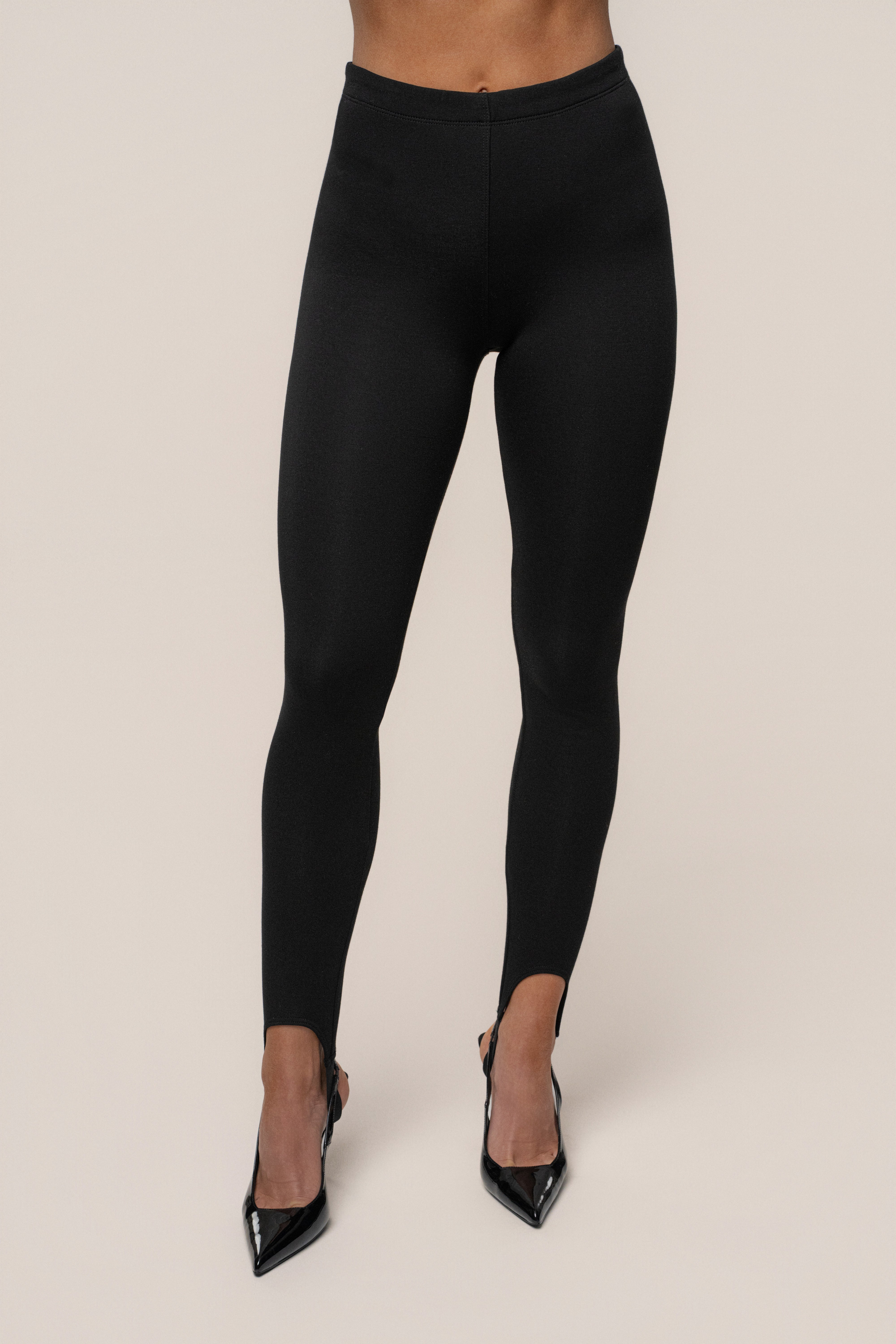 Black Sculpted Stirrup Legging
