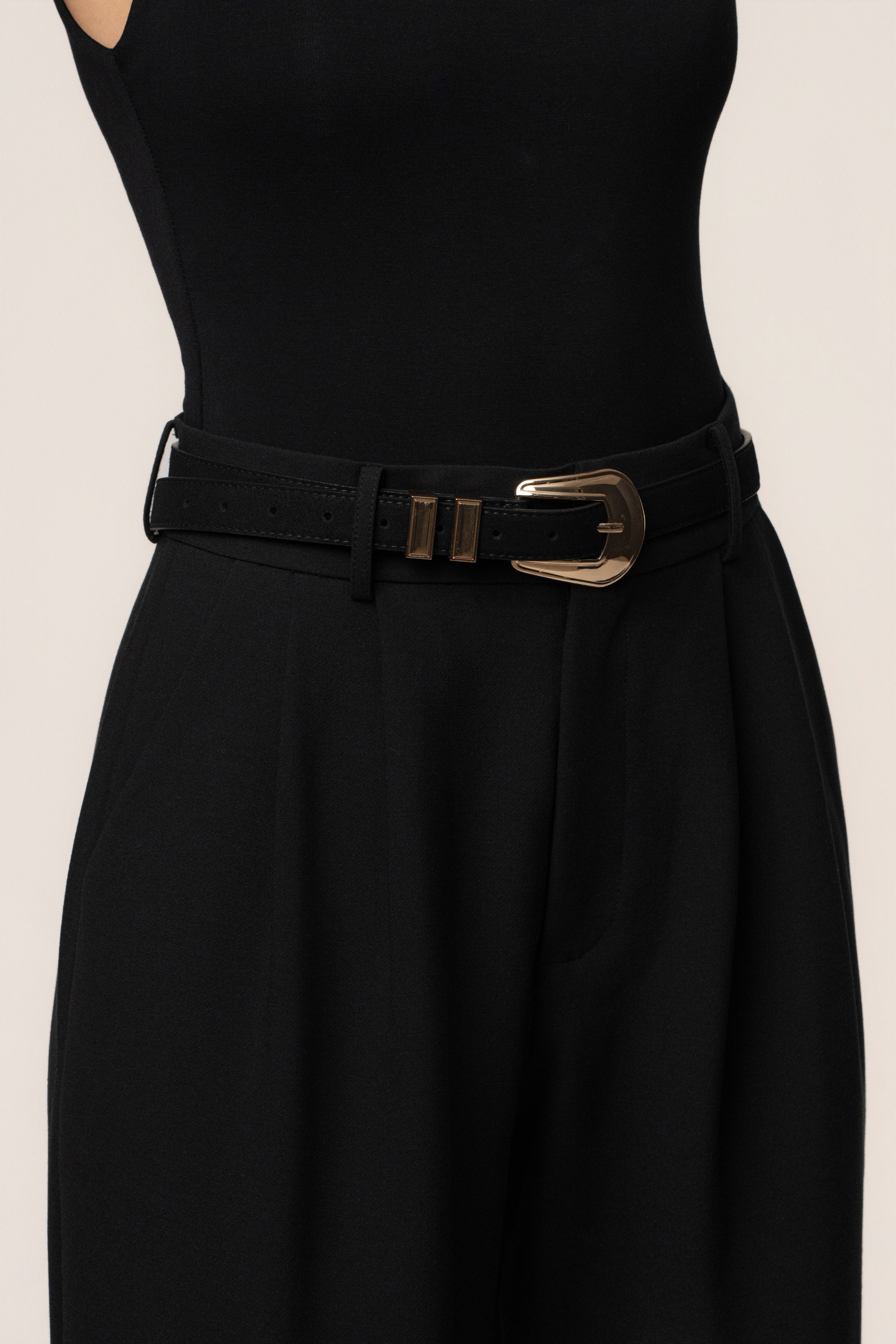 Black Classic Arc Buckle Belt - JLUXLABEL