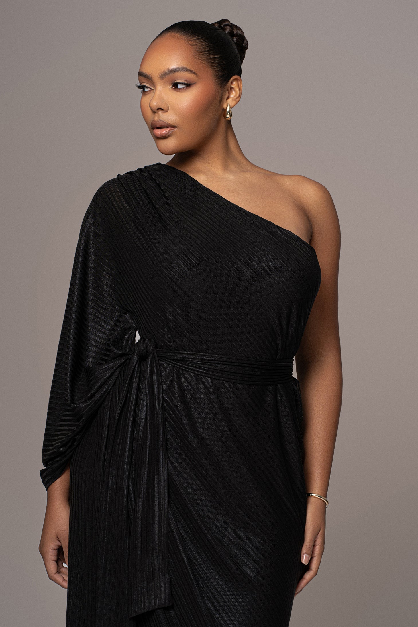 Black Amina Metallic Maxi Dress - JLUXLABEL