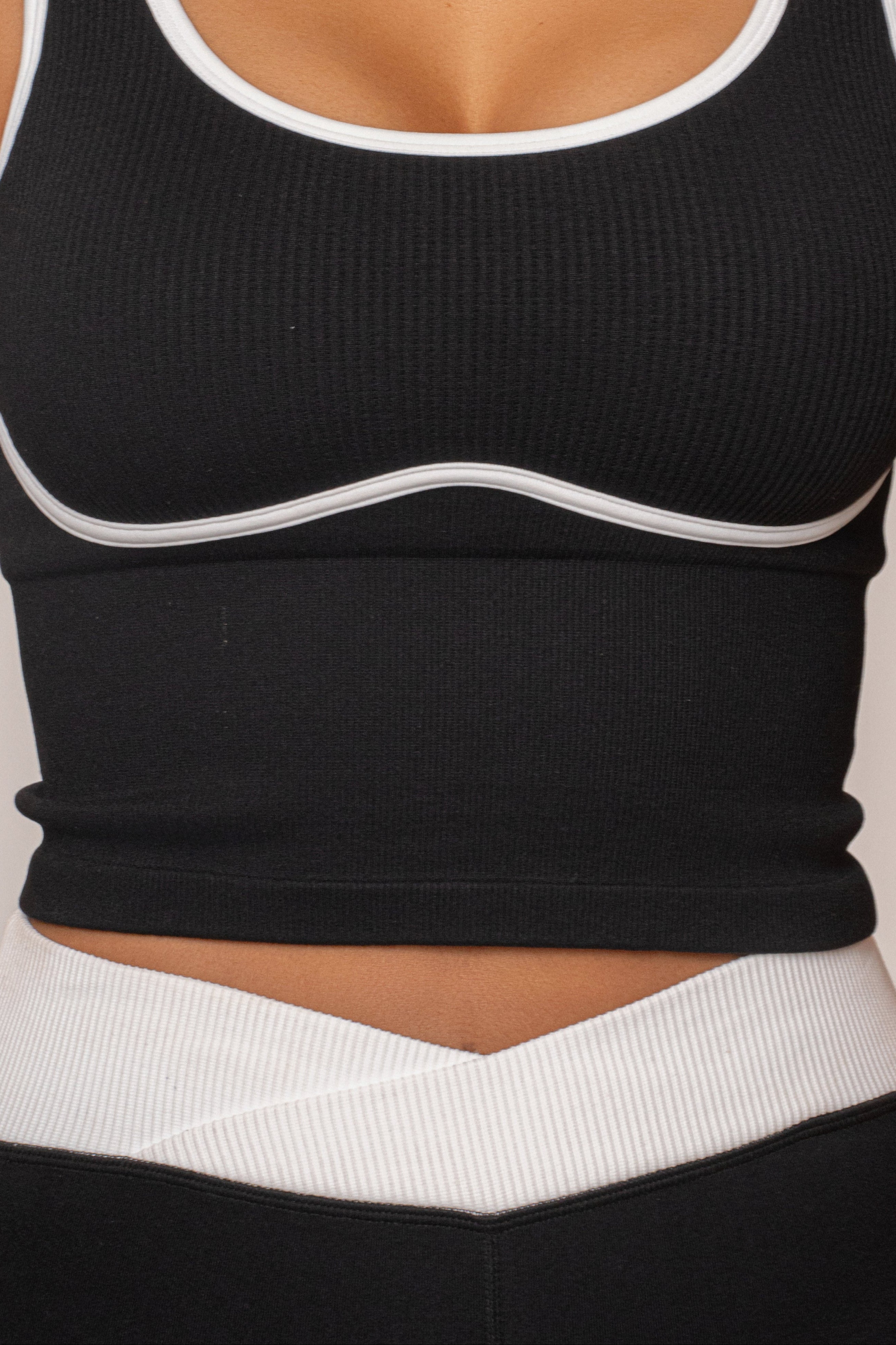 Black/White Limitless Performance Top - JLUXLABEL