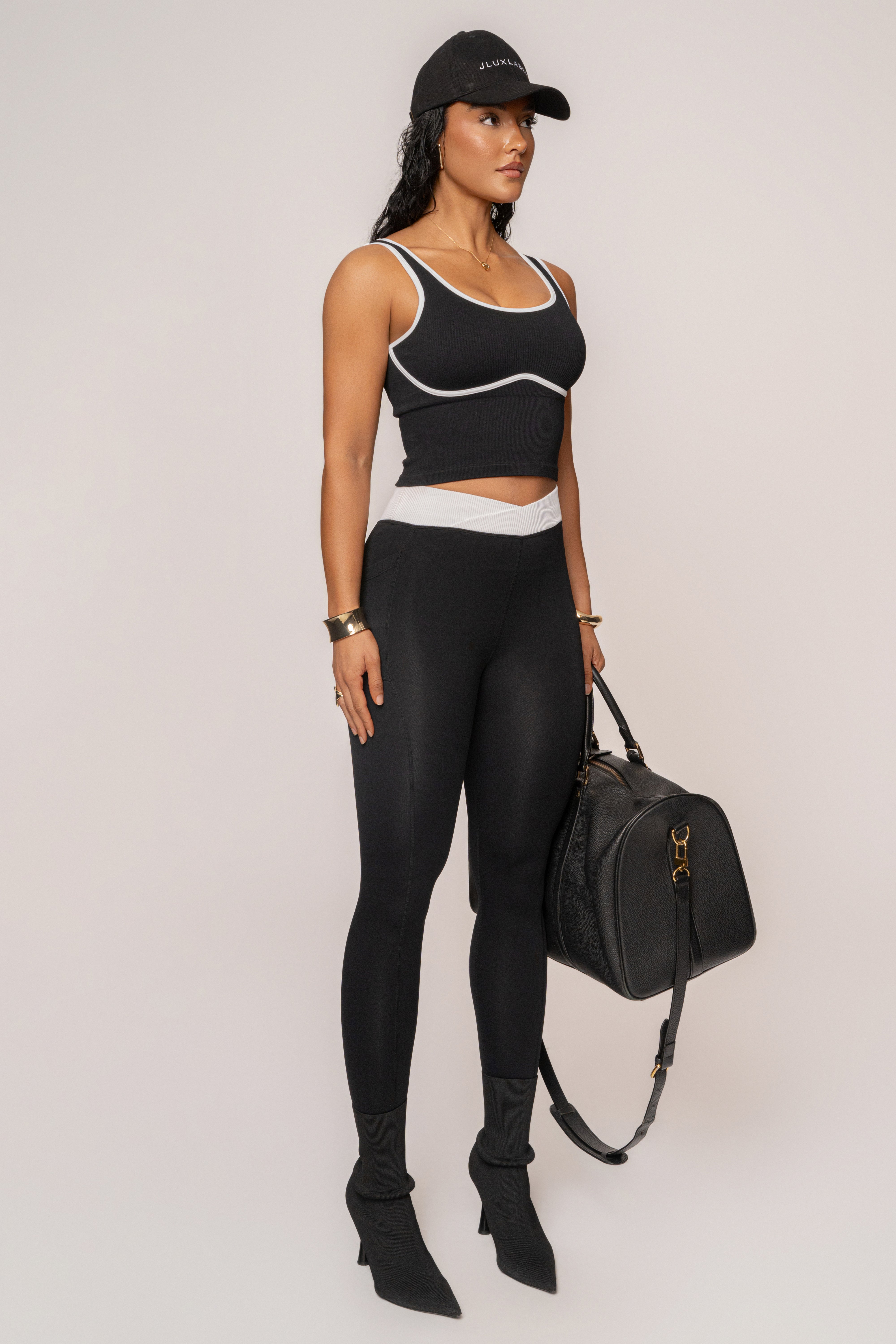 Black/White Limitless Performance Top