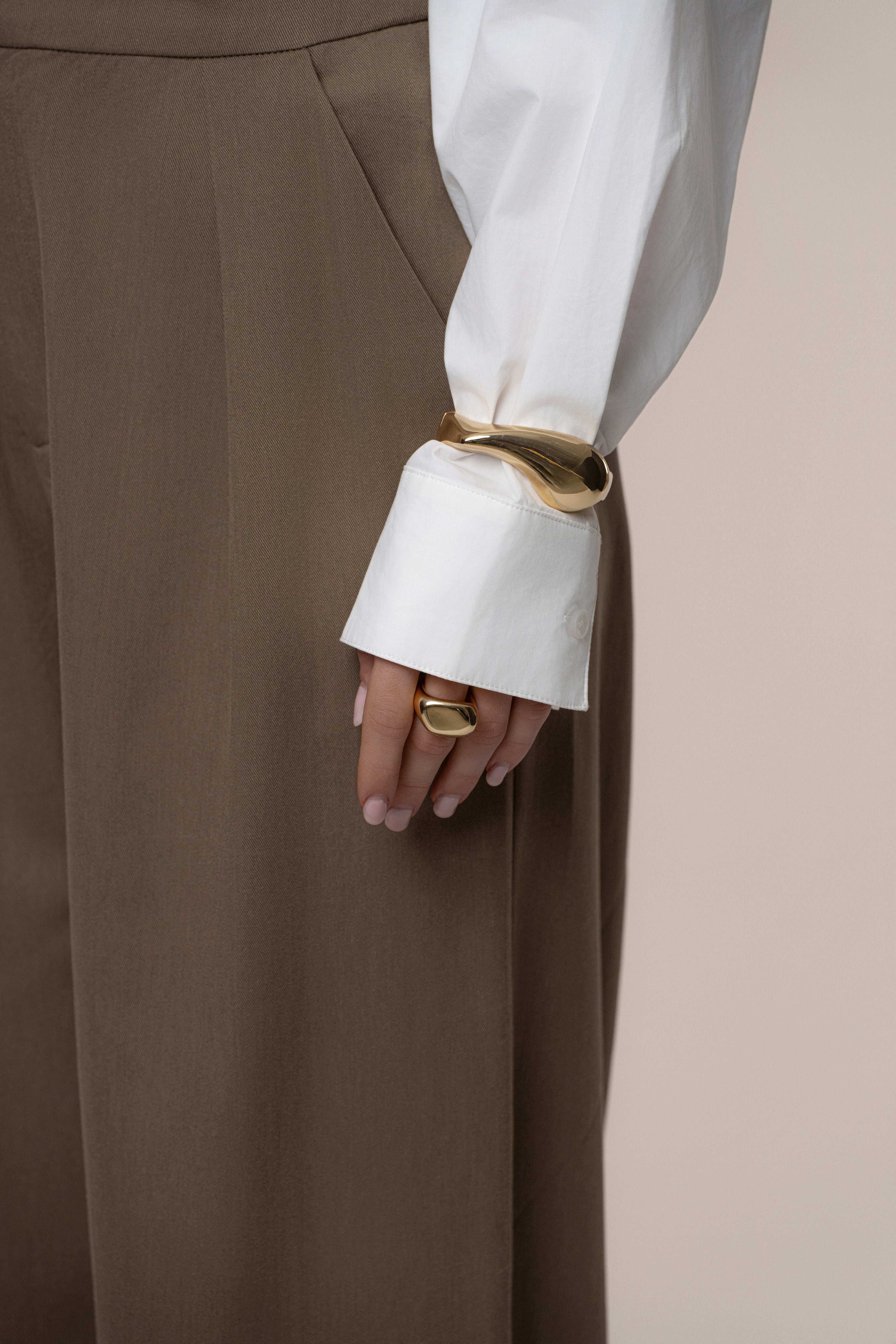 Gold Ines Hinge Bracelet - JLUXLABEL