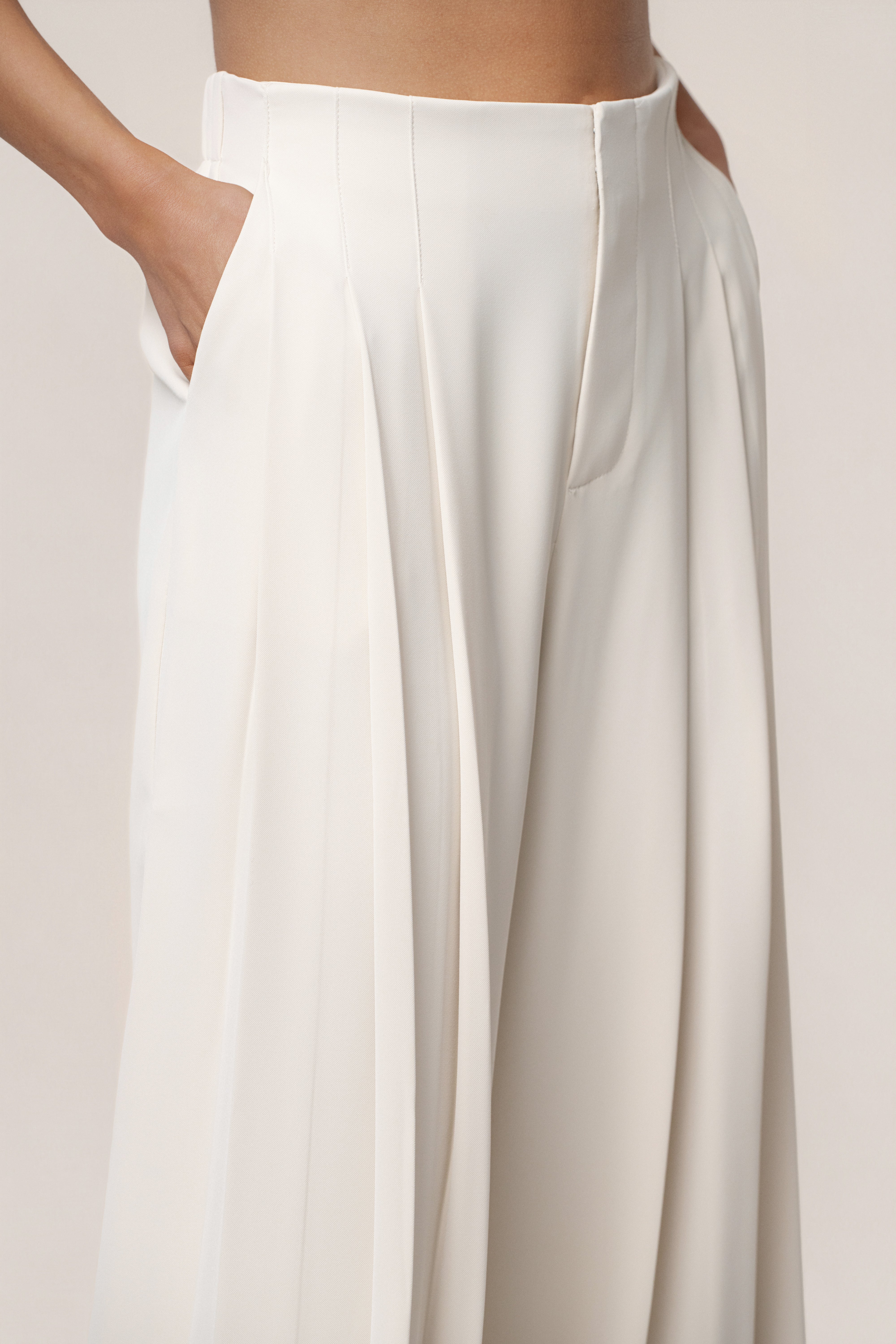 Ivory Signature Elegance Trousers - JLUXLABEL