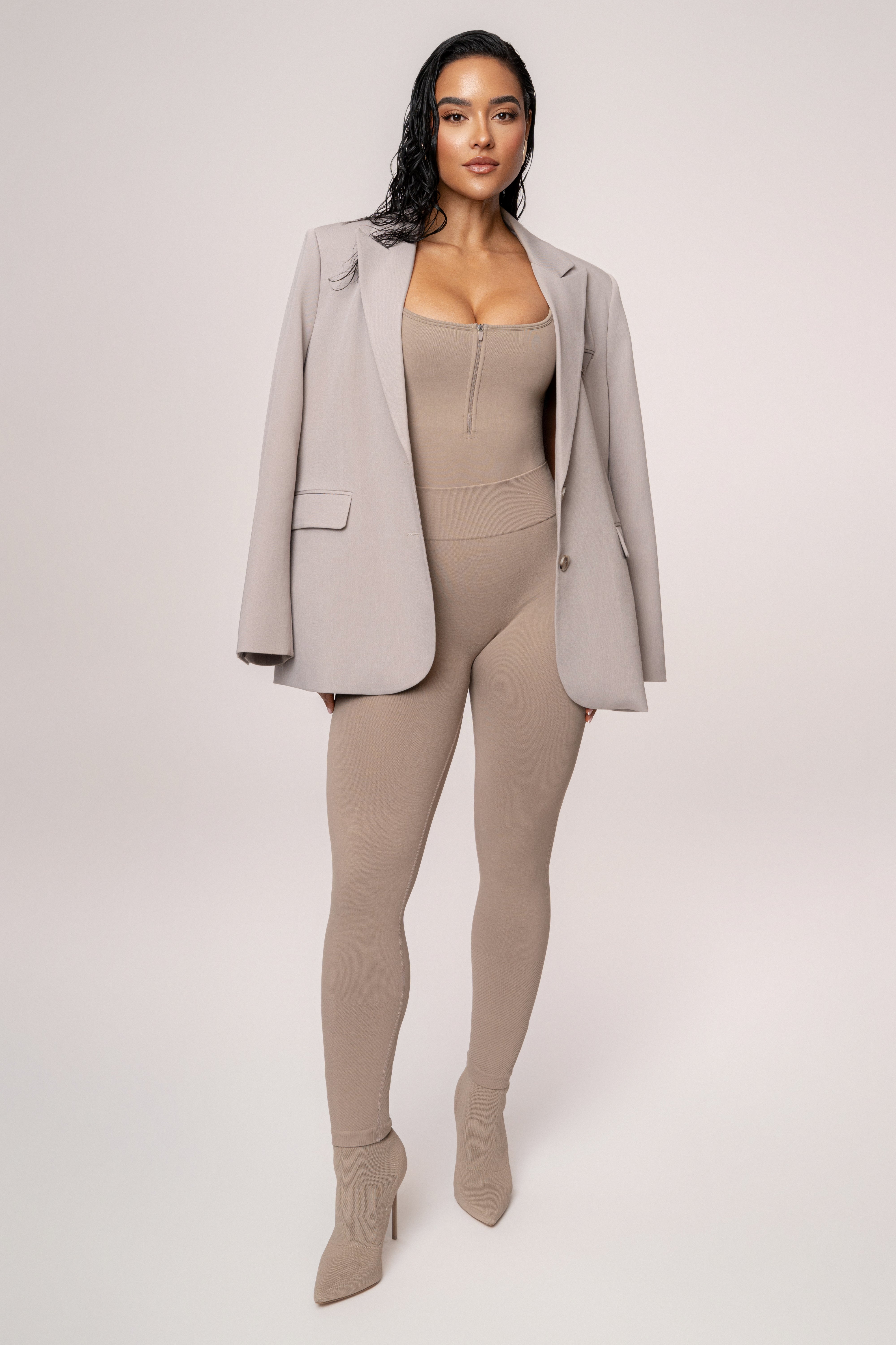 Body de couleur beige