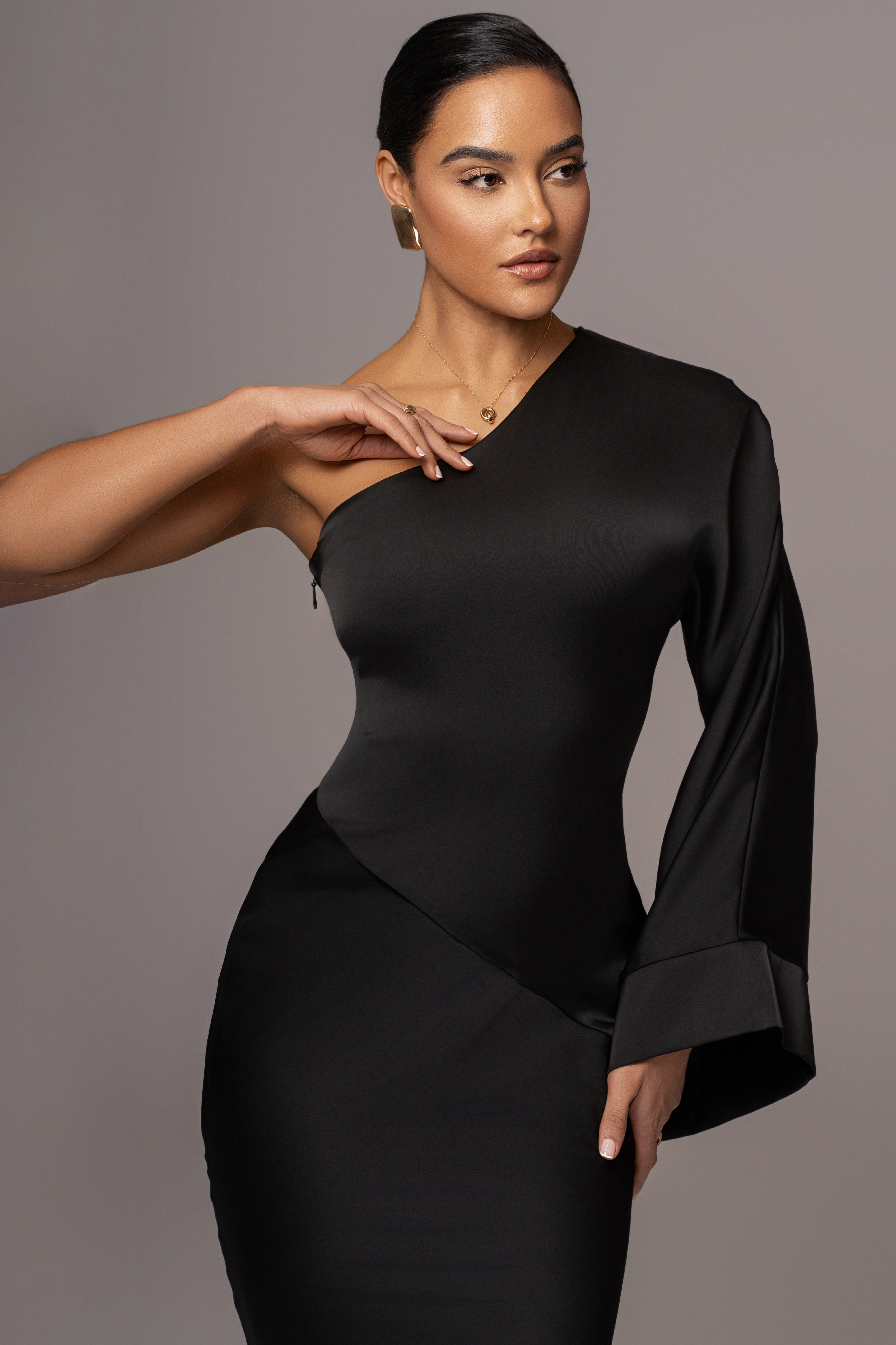 Black Femme Drape Maxi Dress