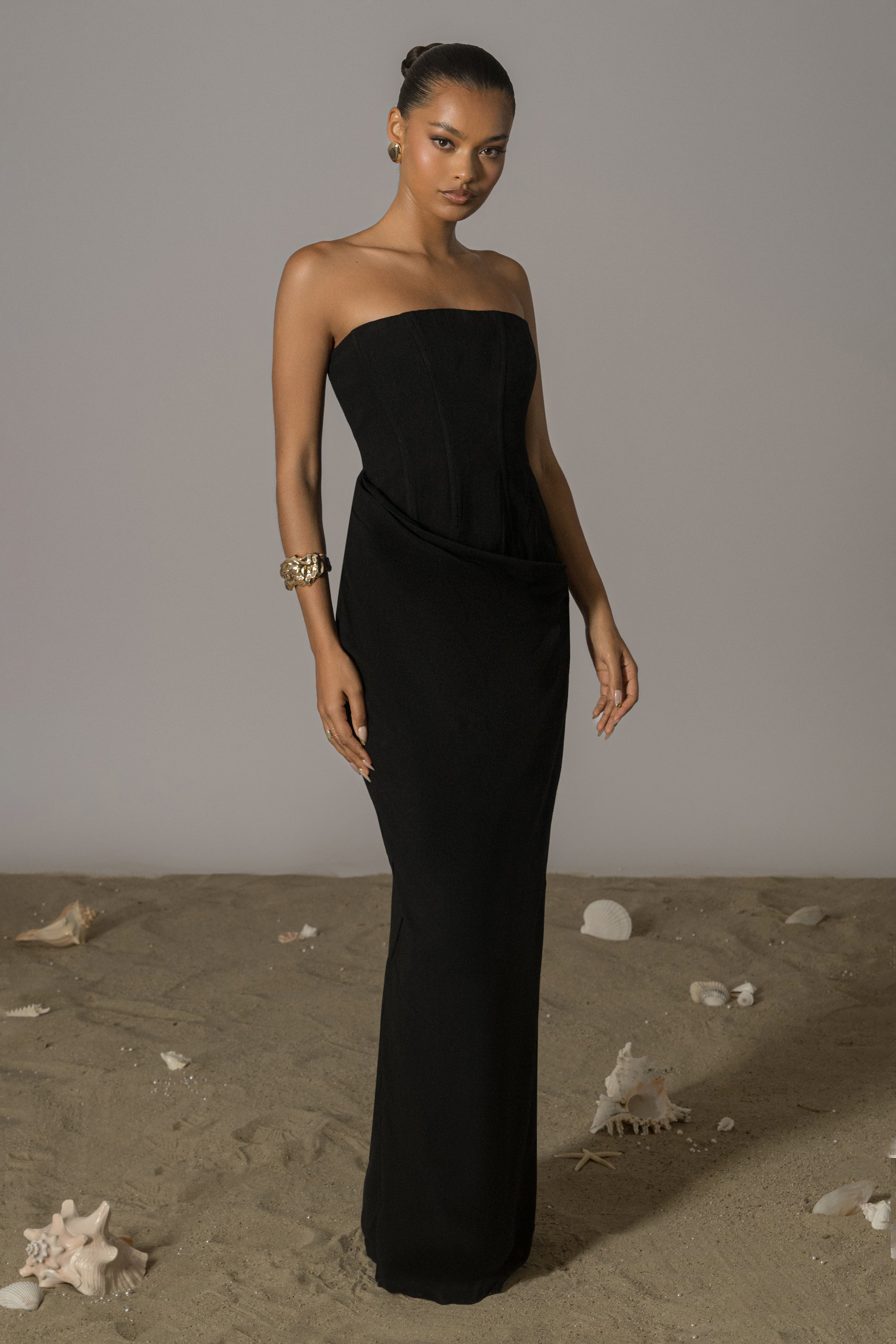 Black Journey Linen Maxi Dress