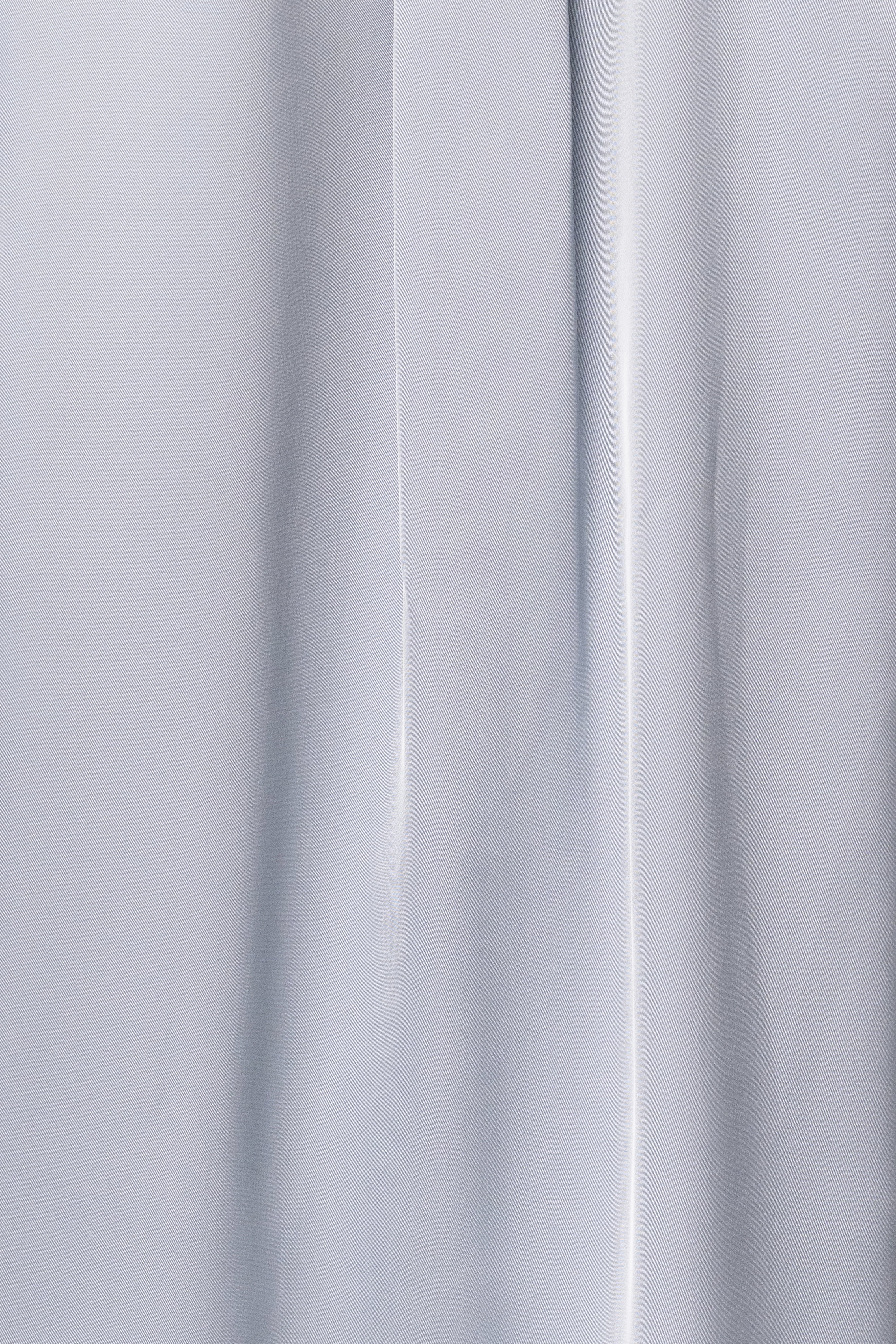 Chemise boutonnée bleu brumeux