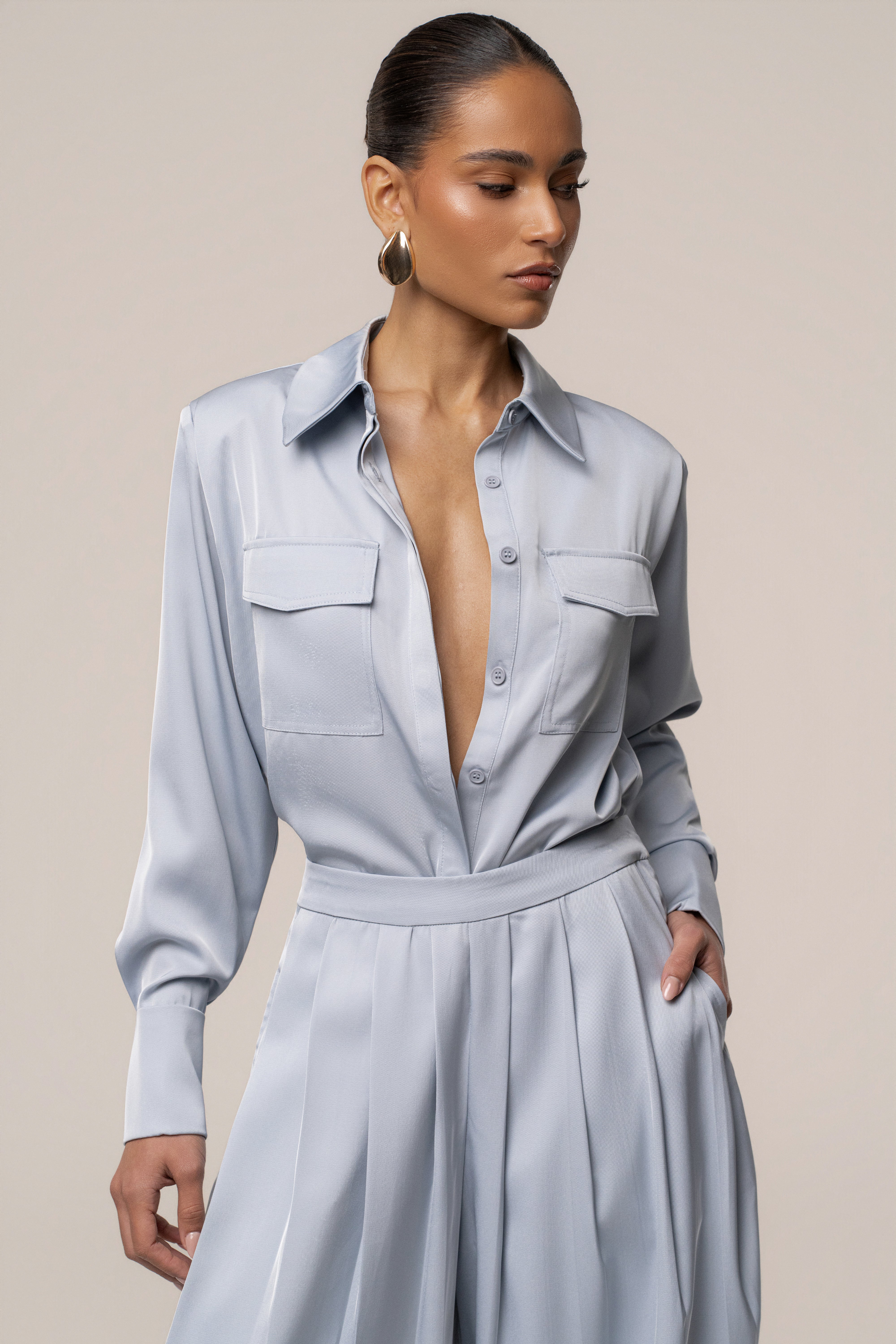 Chemise boutonnée bleu brumeux