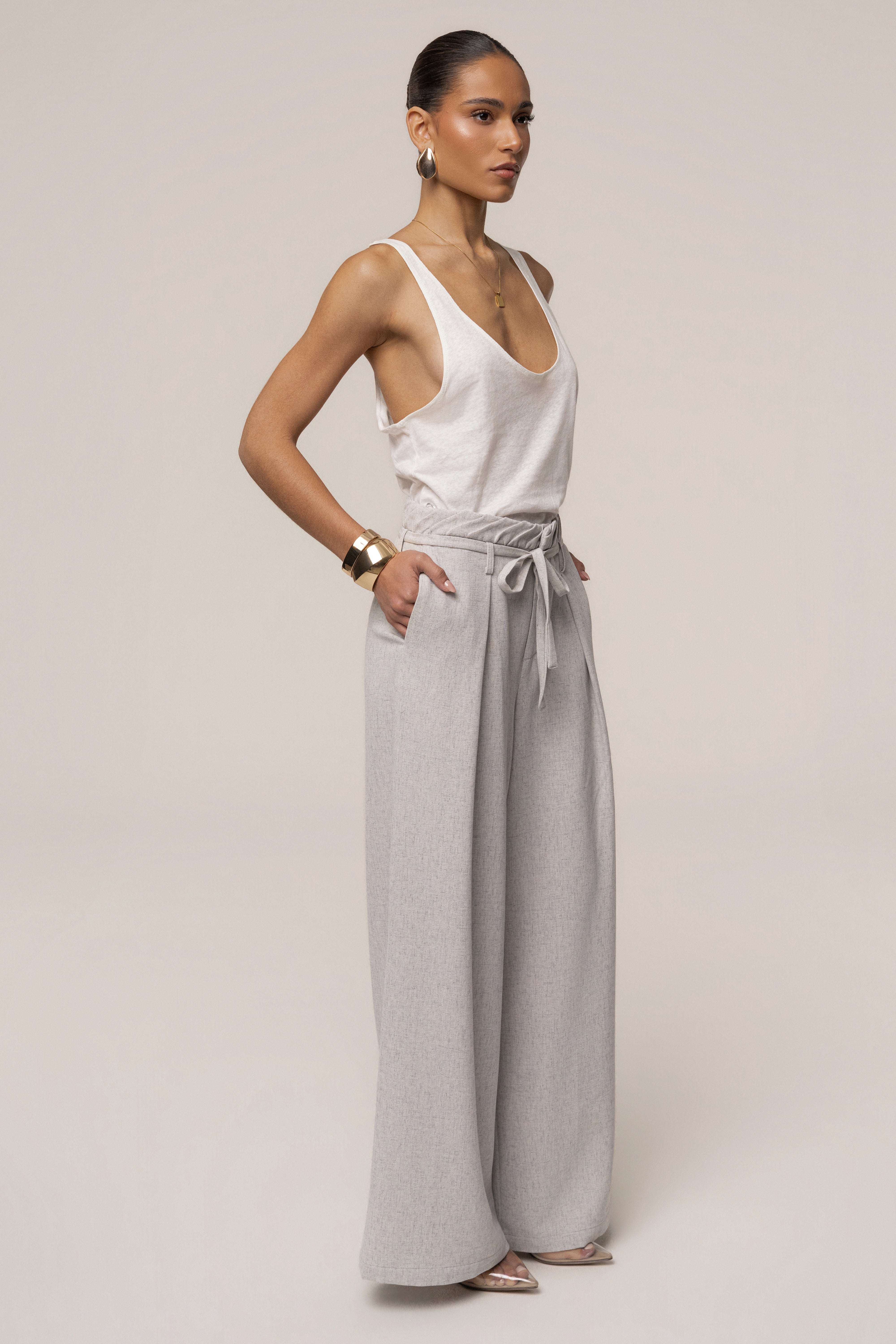 Ivory JLUXLABEL classic scoop neck tank top, lightweight sleeveless blouse, soft fabric, perfect for casual or layered outfits.