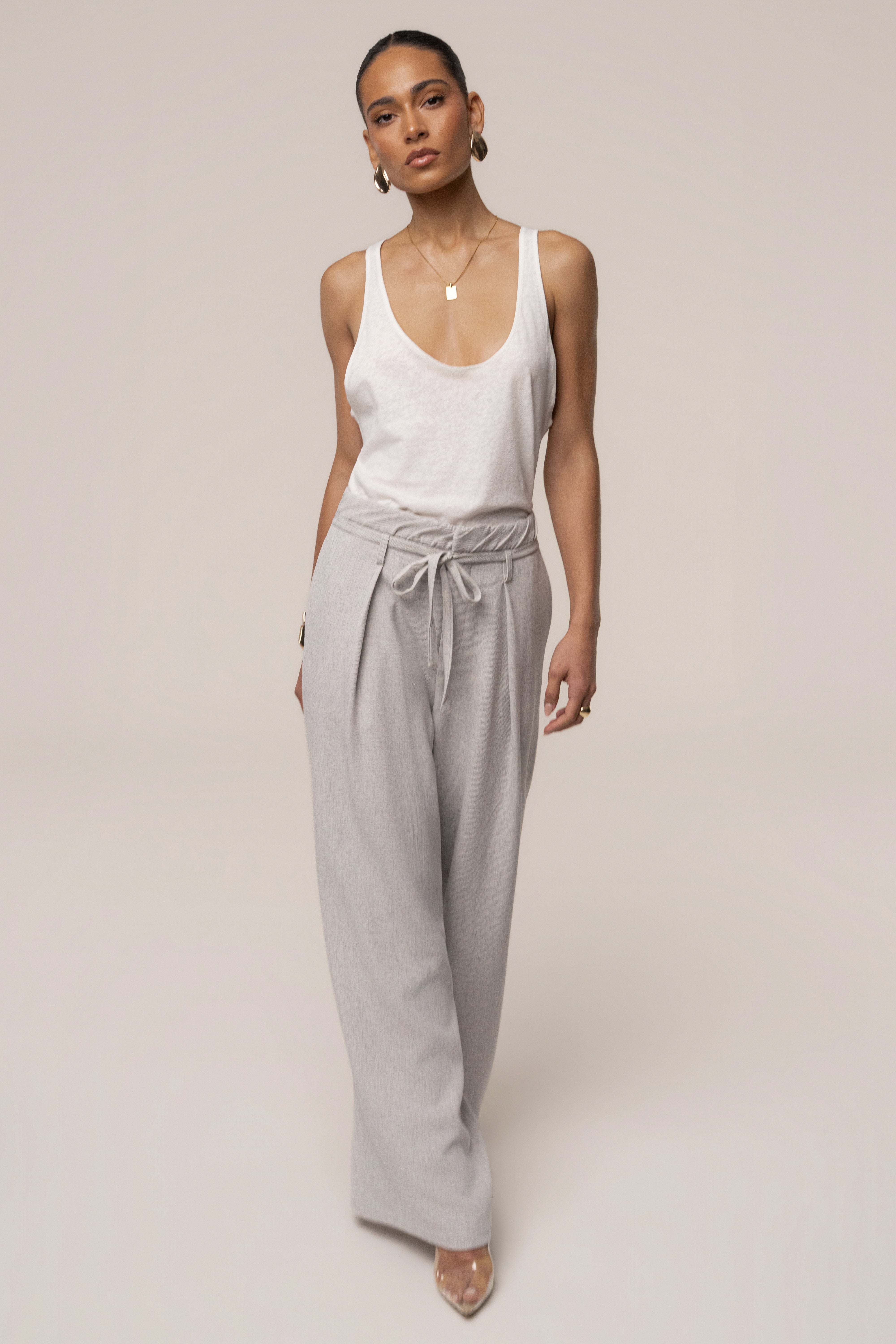 Ivory JLUXLABEL classic scoop neck tank top, lightweight and versatile sleeveless tops for women, front view.