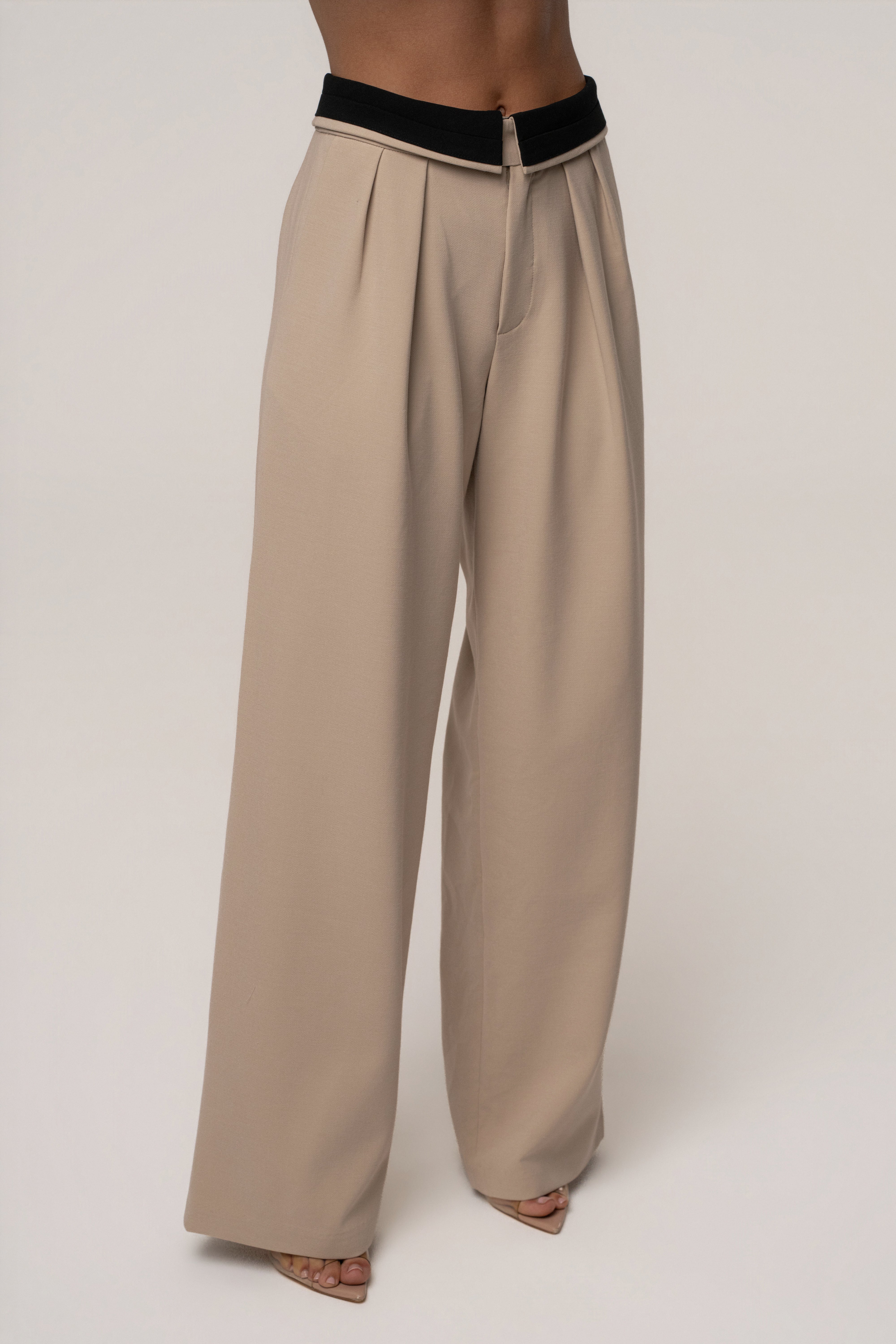 Stone/Black Command Pleat Trouser