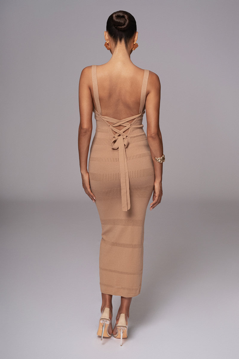 Robe midi en tricot beige sable