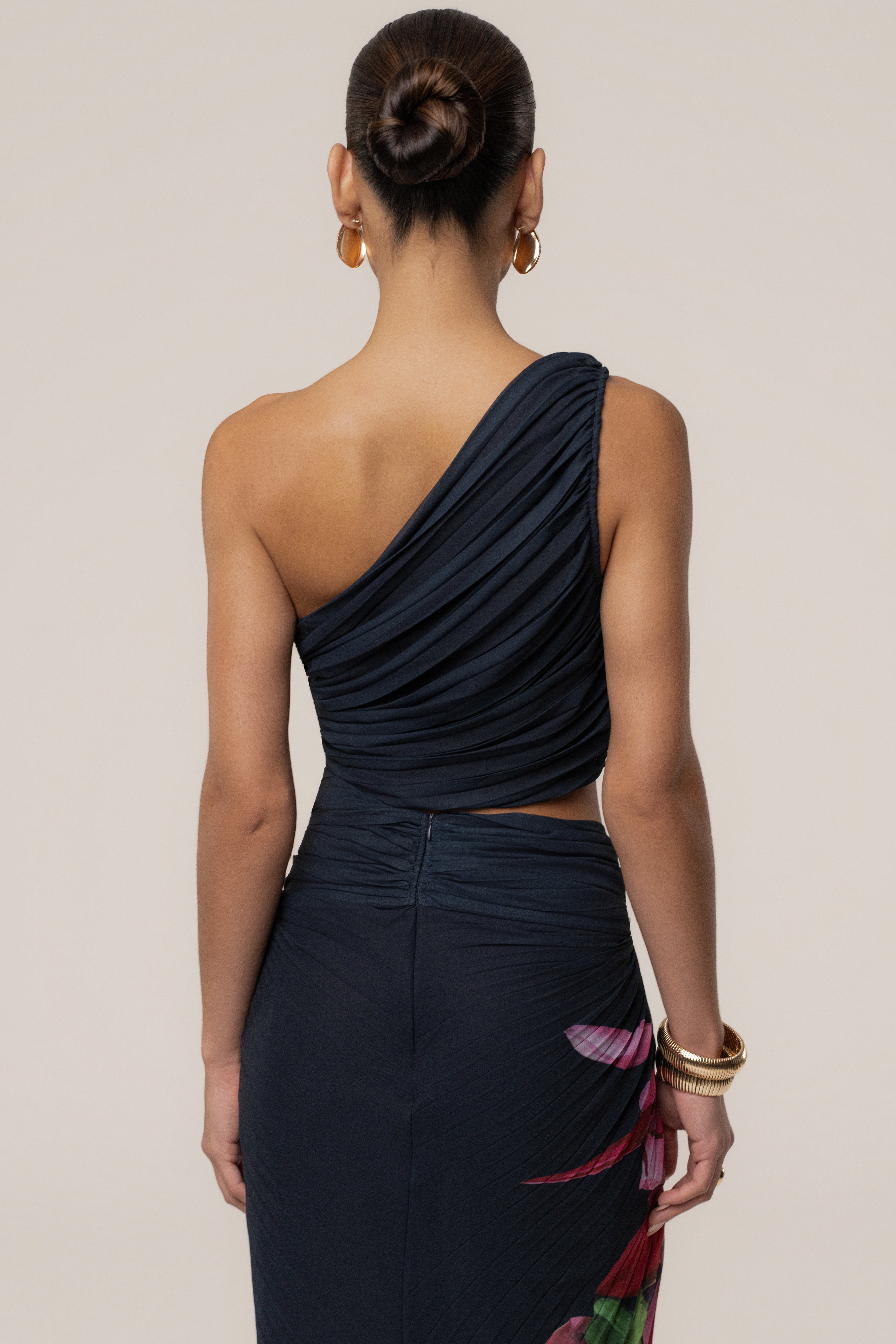 Navy Havana pleat skirt set by JLUXLABEL featuring a high-waisted pleated skirt and matching top.