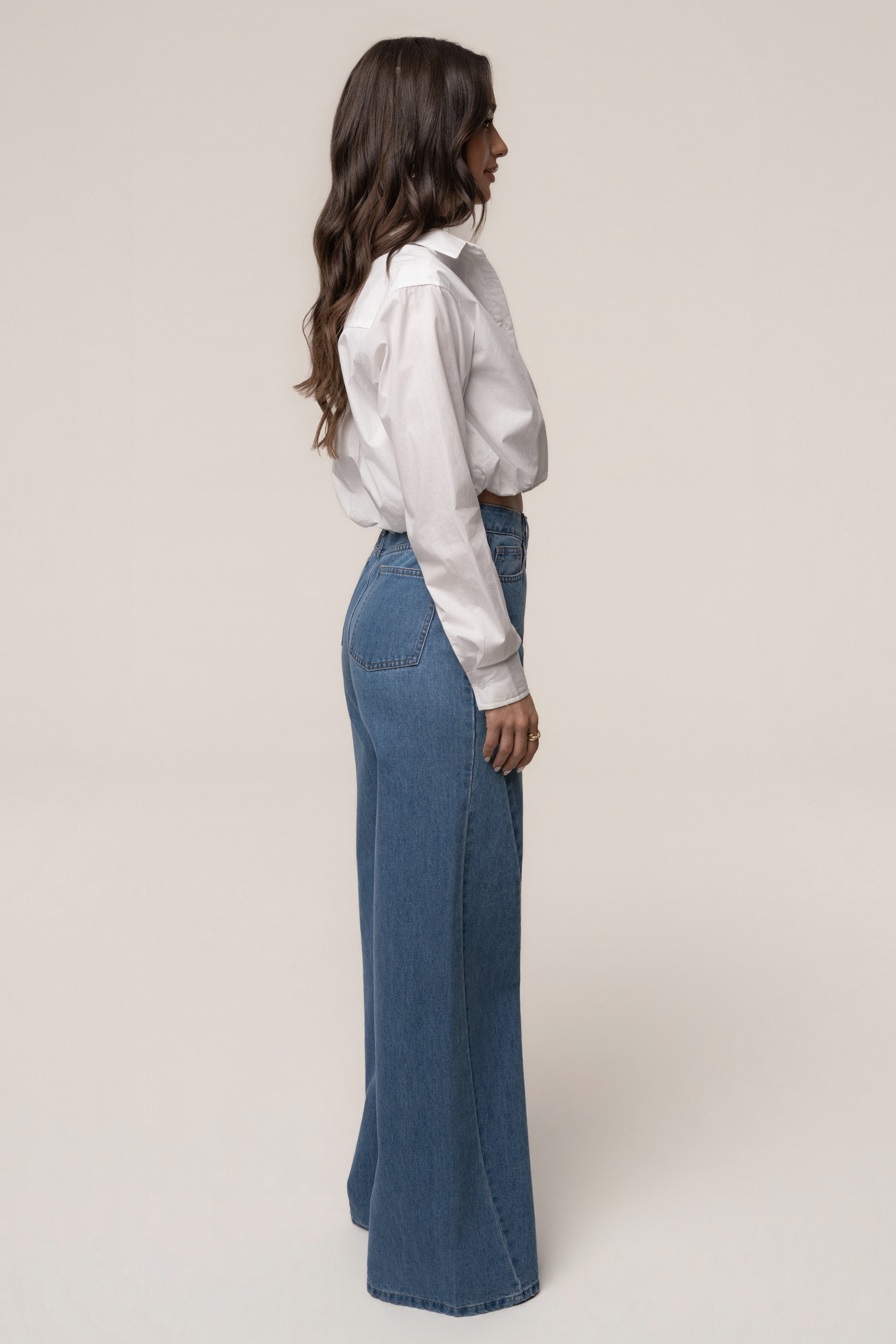 White Minimalist Button Down Crop - JLUXLABEL