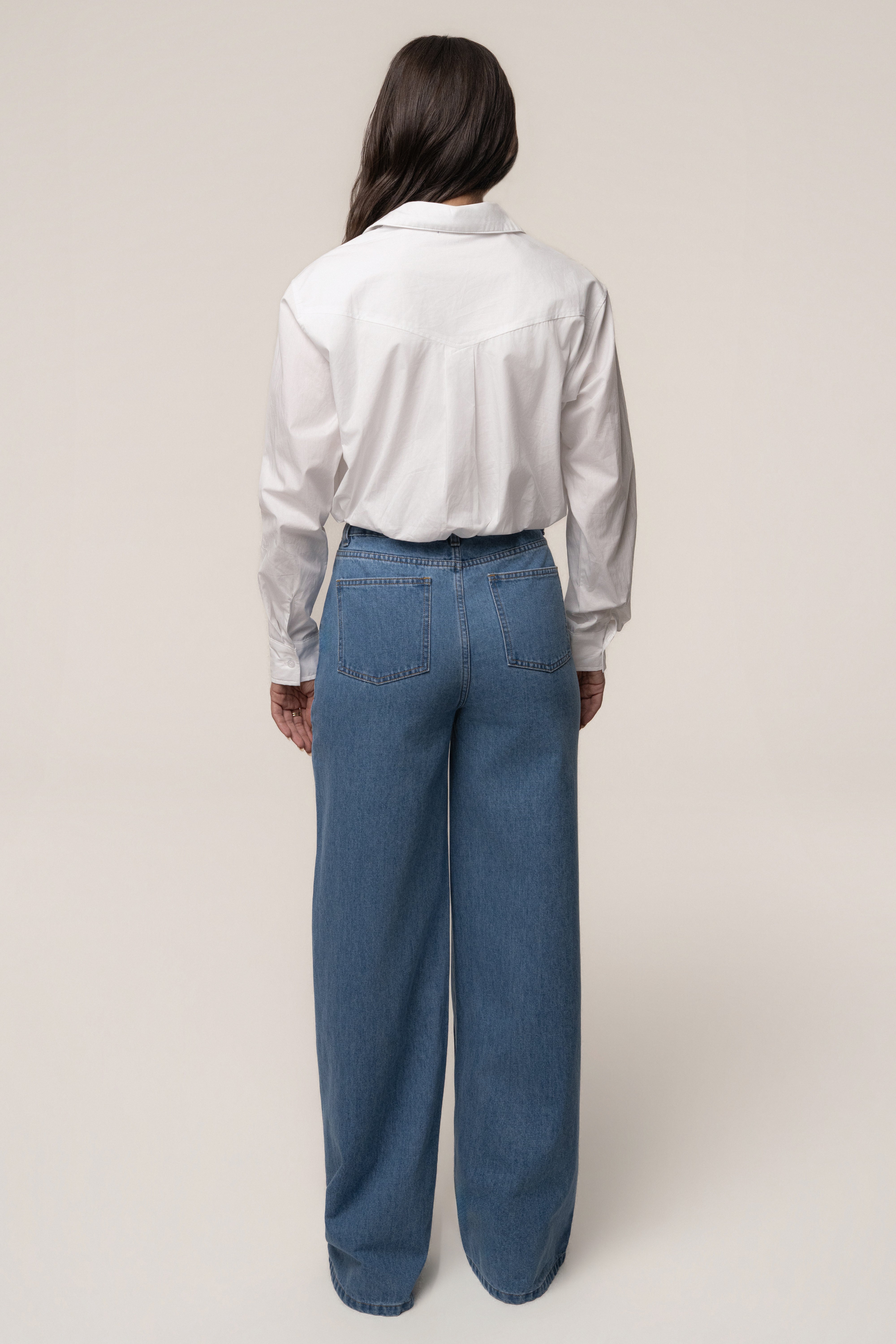 White Minimalist Button Down Crop - JLUXLABEL