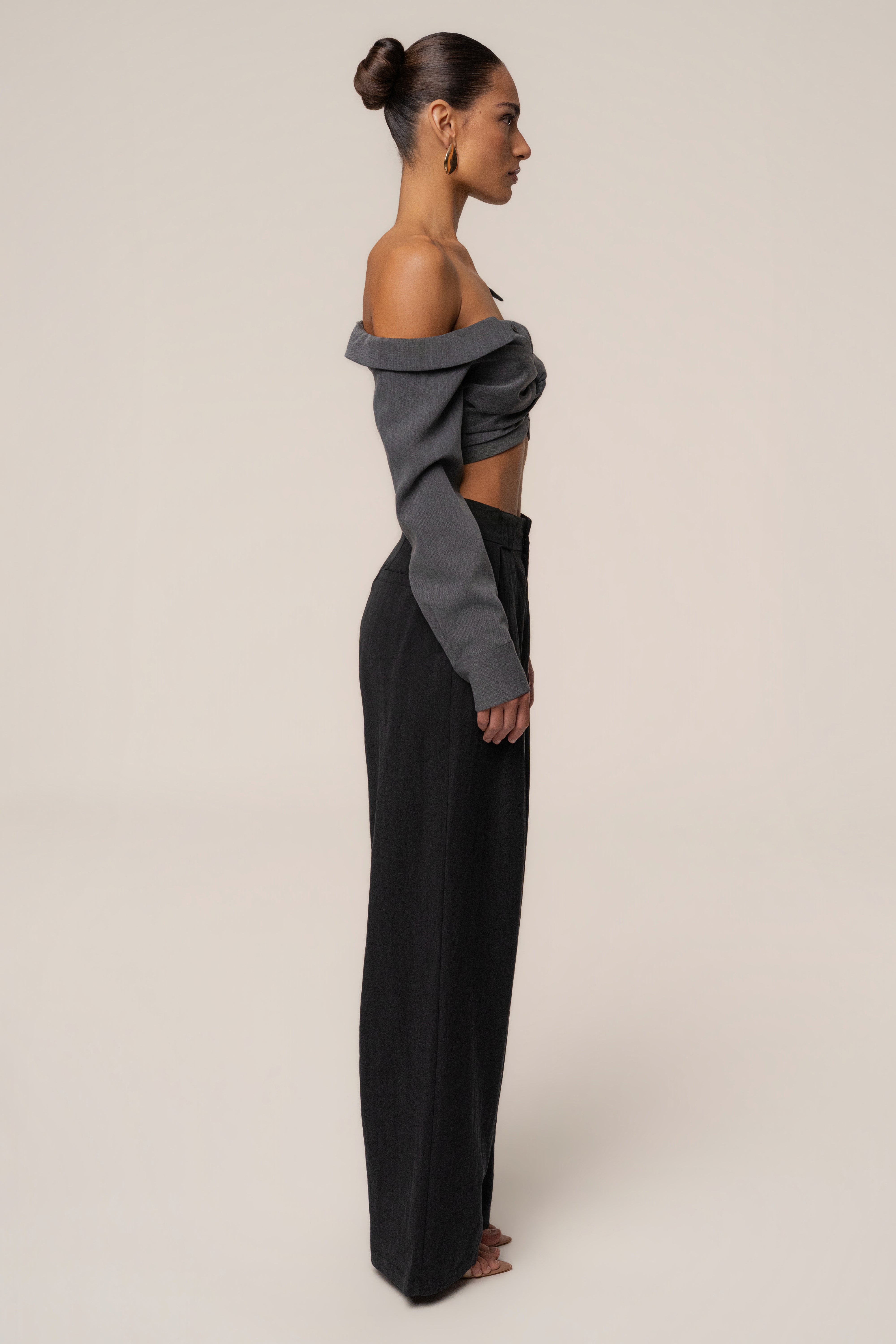 Grey Off-Shoulder Twist Crop Top - JLUXLABEL