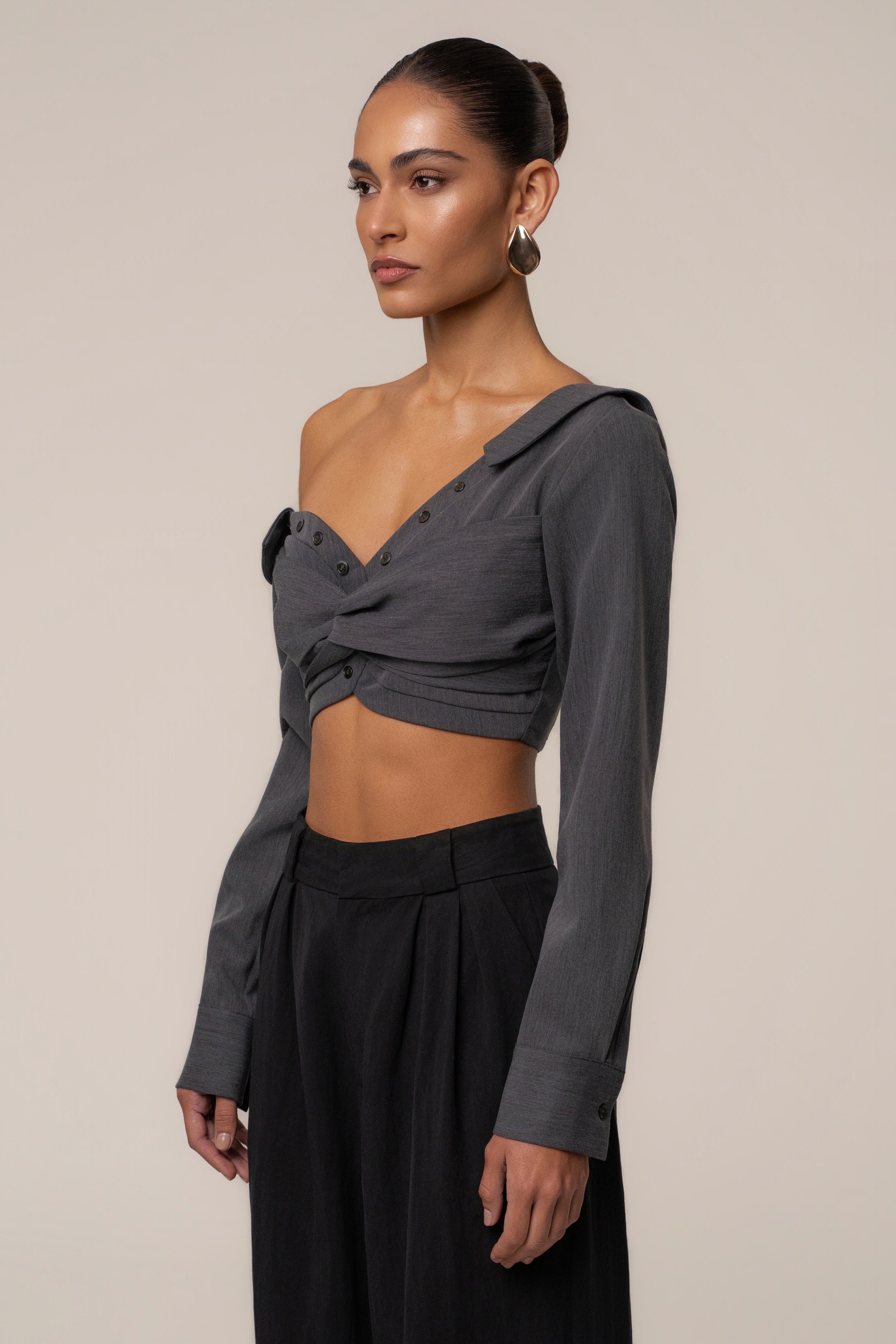 Grey Off-Shoulder Twist Crop Top - JLUXLABEL