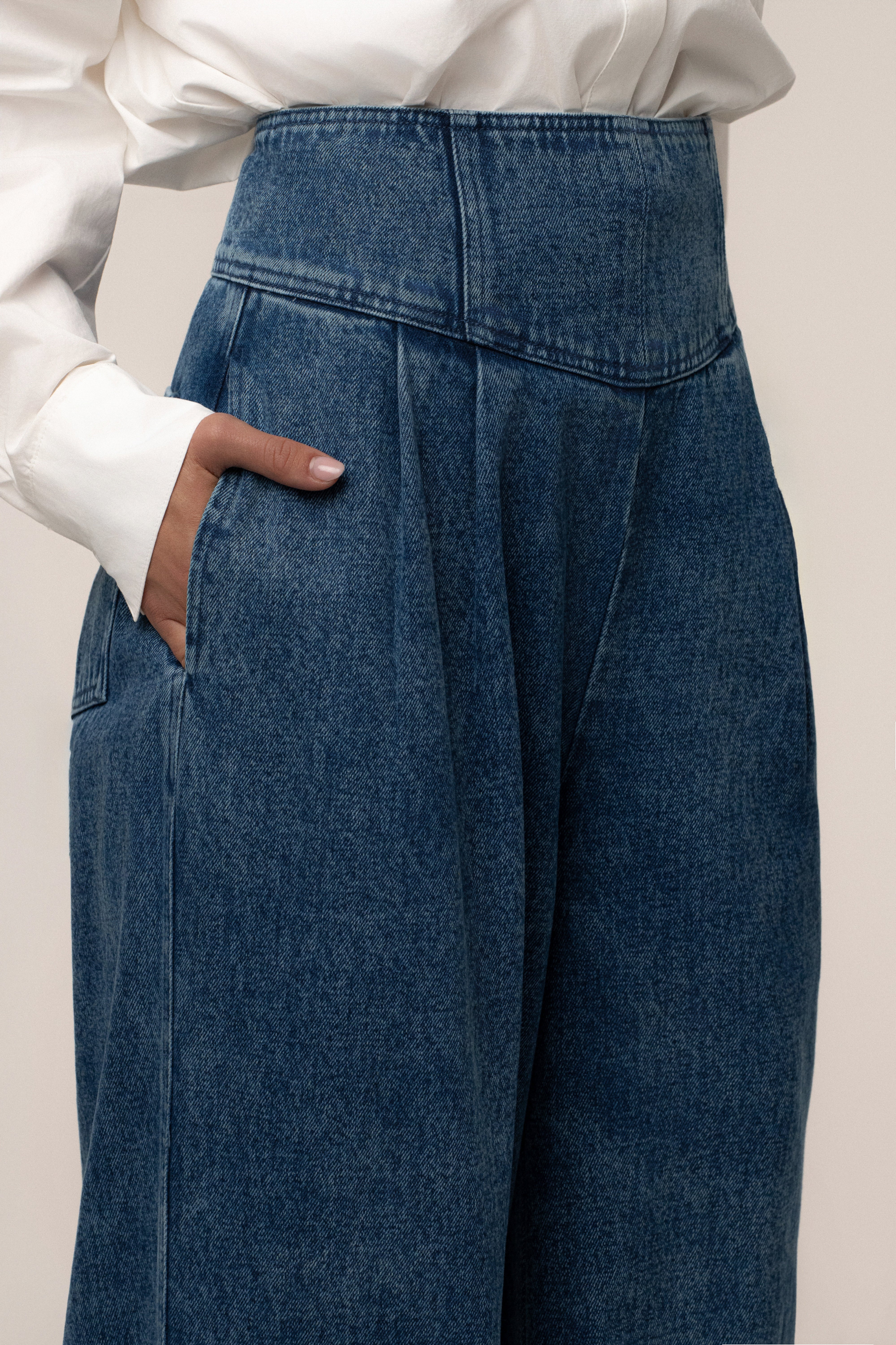 Medium Wash Denim Legacy Pleated Pants - JLUXLABEL