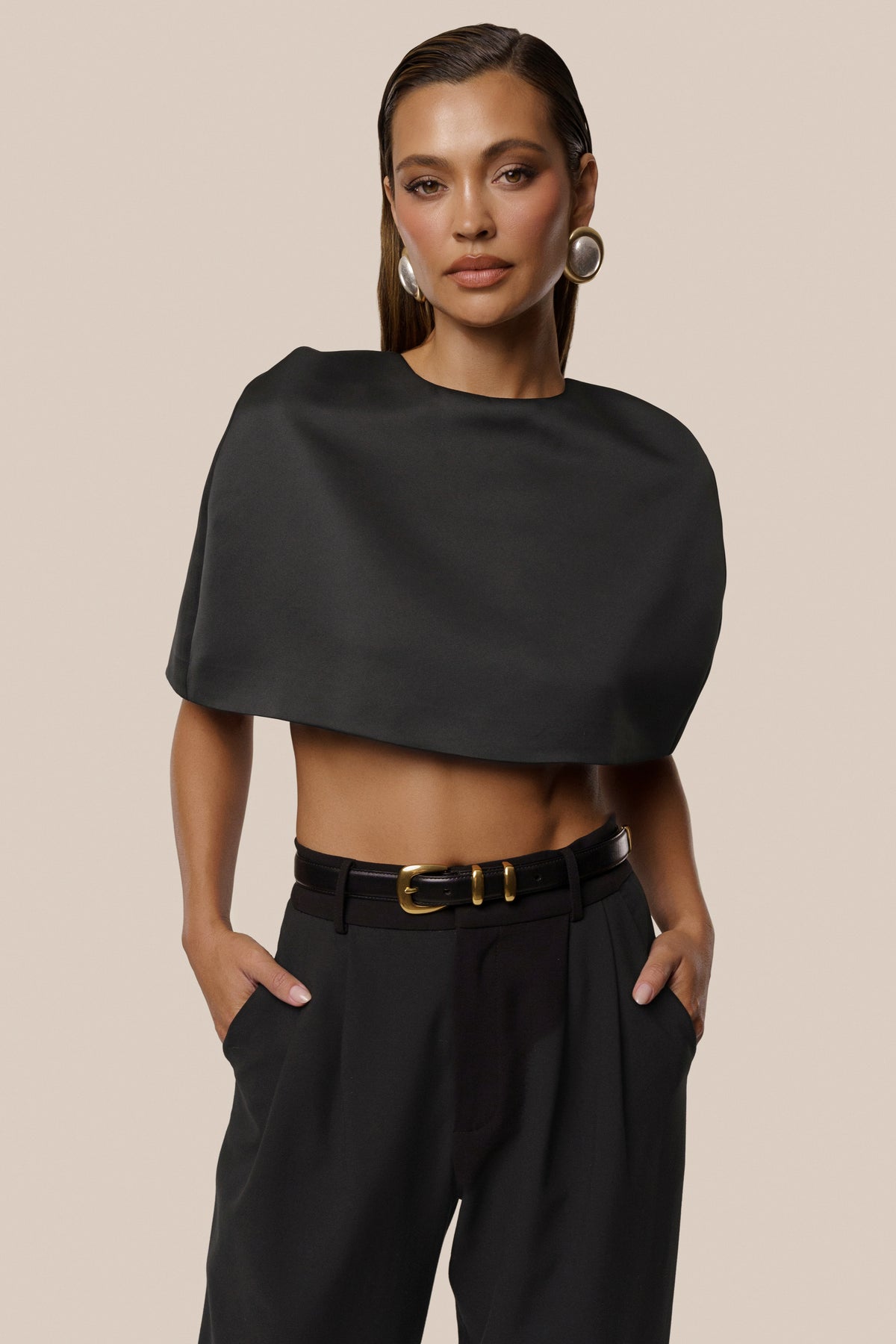 Black Main Event Crop Top