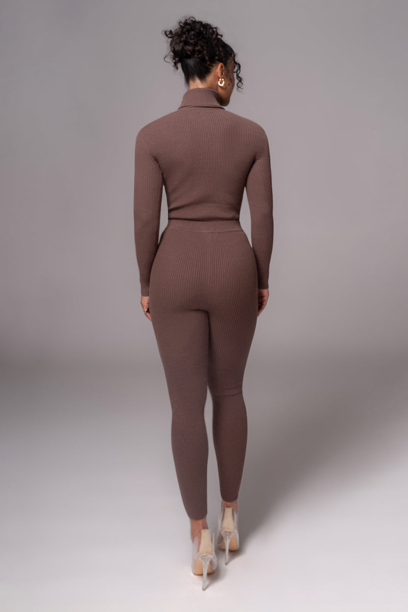 Chocolate Naaya Ribbed Leggings