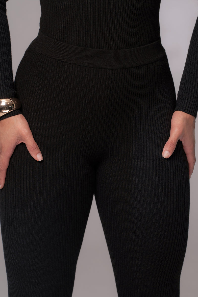 Black Naaya Ribbed Leggings