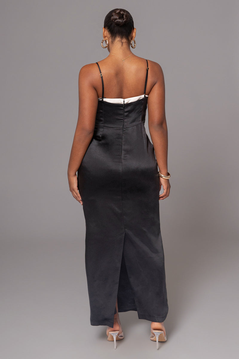 Black Moment In Time Maxi Dress