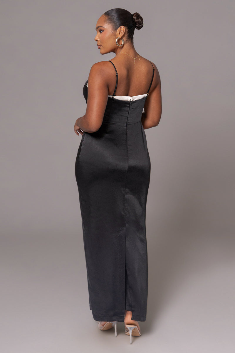 Black Moment In Time Maxi Dress