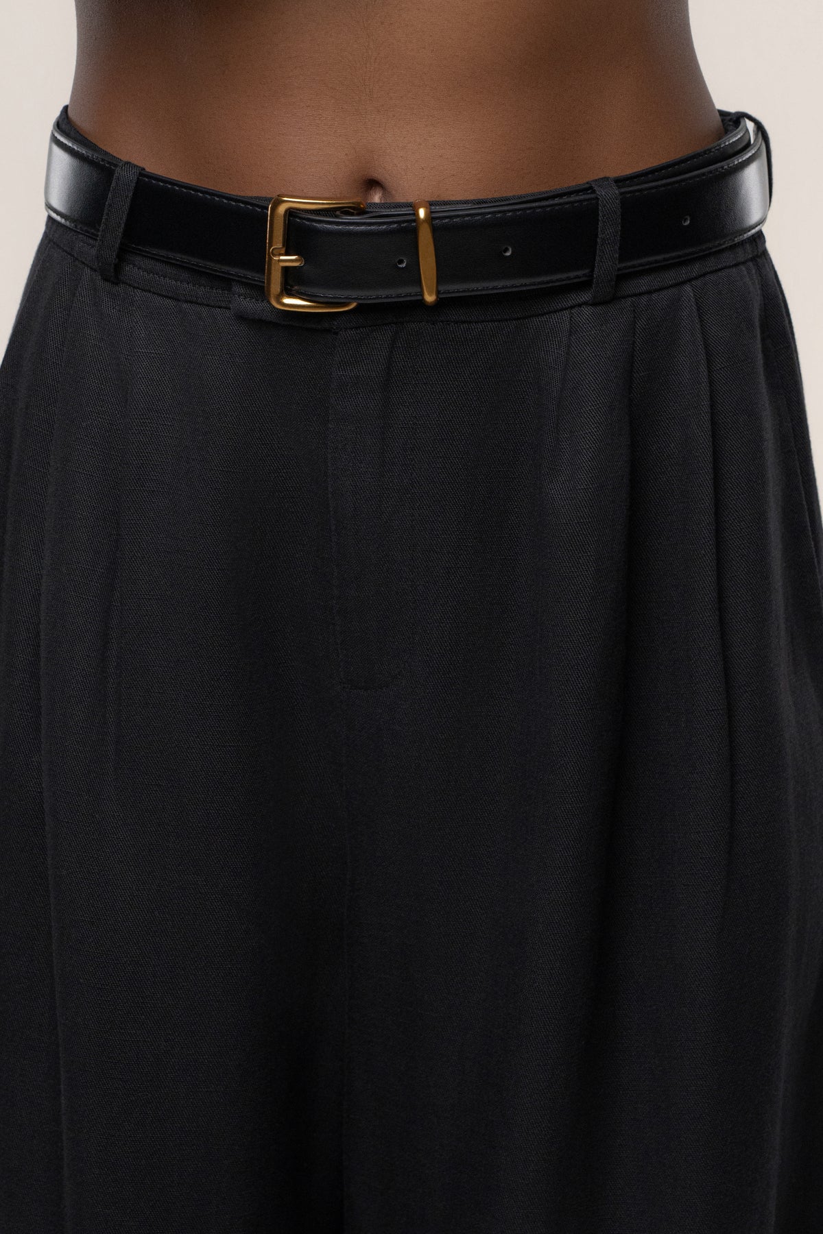 Black Weekend Barrel Trouser - JLUXLABEL