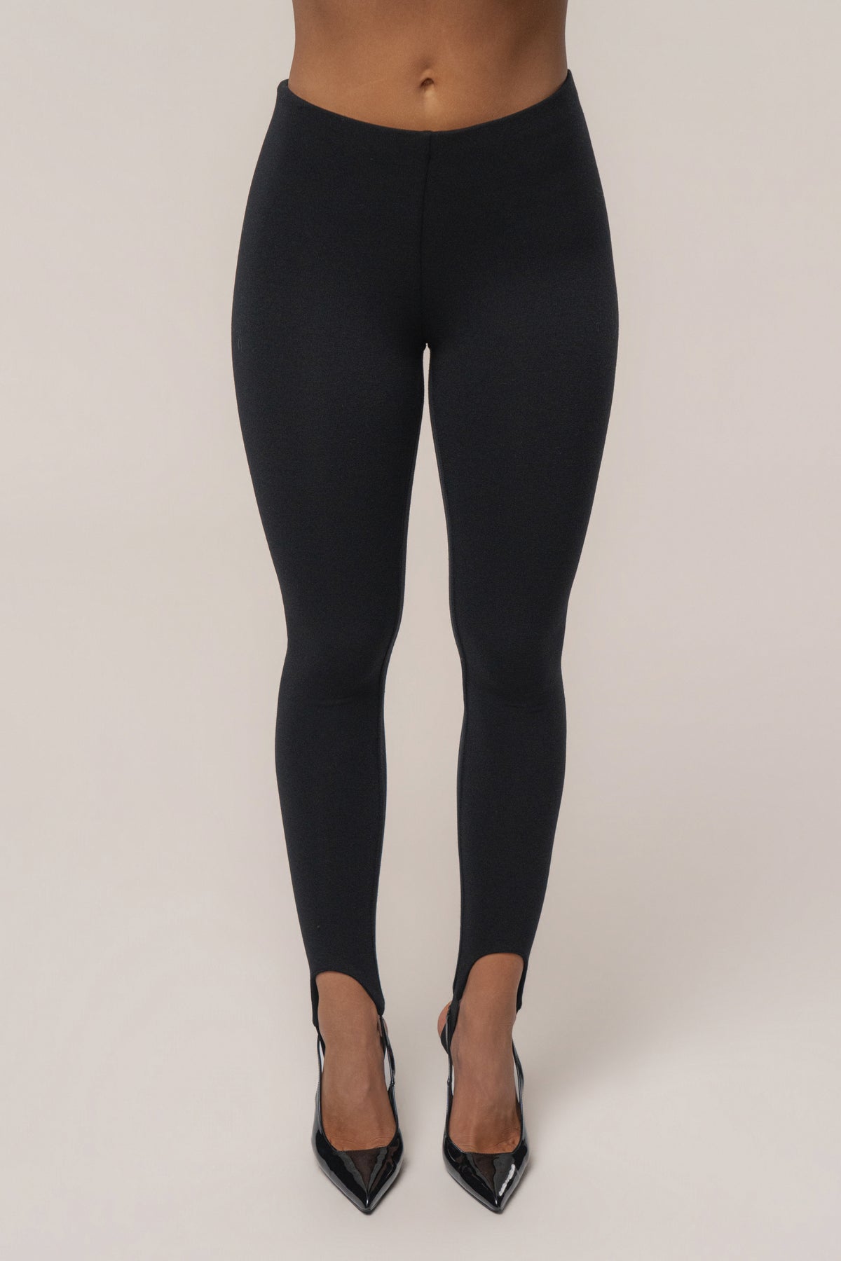 Black Foundation Stirrup Legging