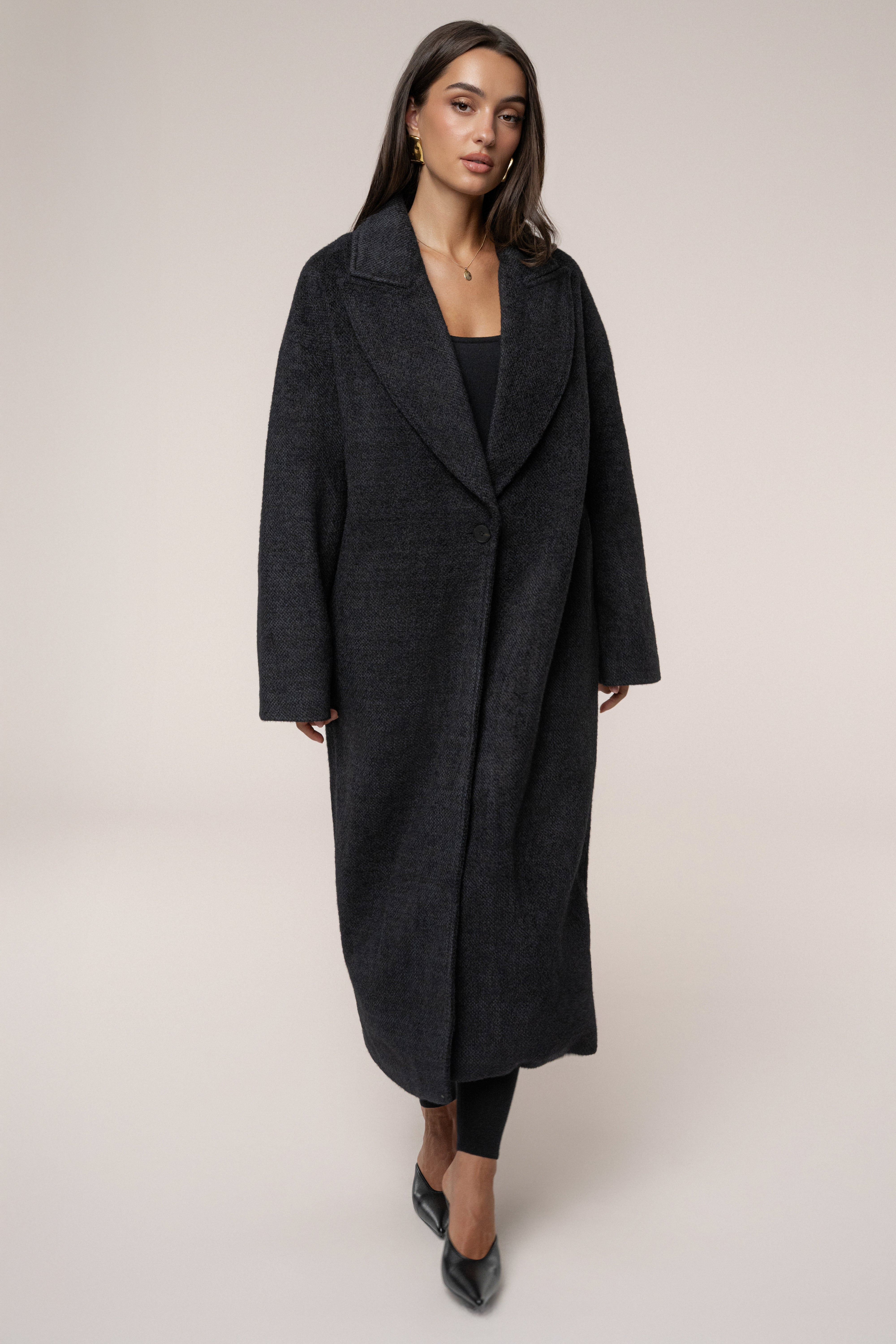 Black Dion Oversized Coat - JLUXLABEL