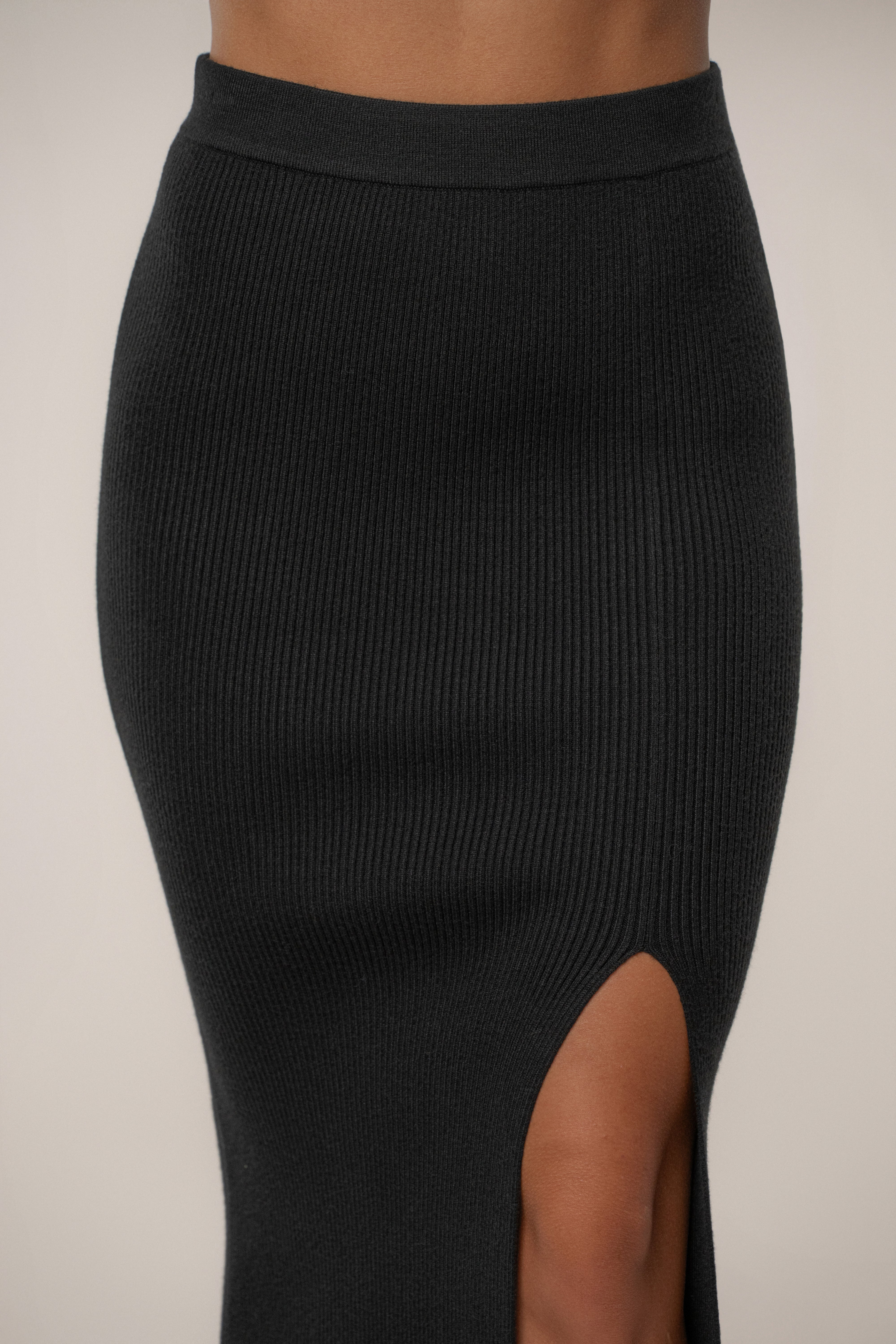 Black Cardinal Essential Knit Skirt