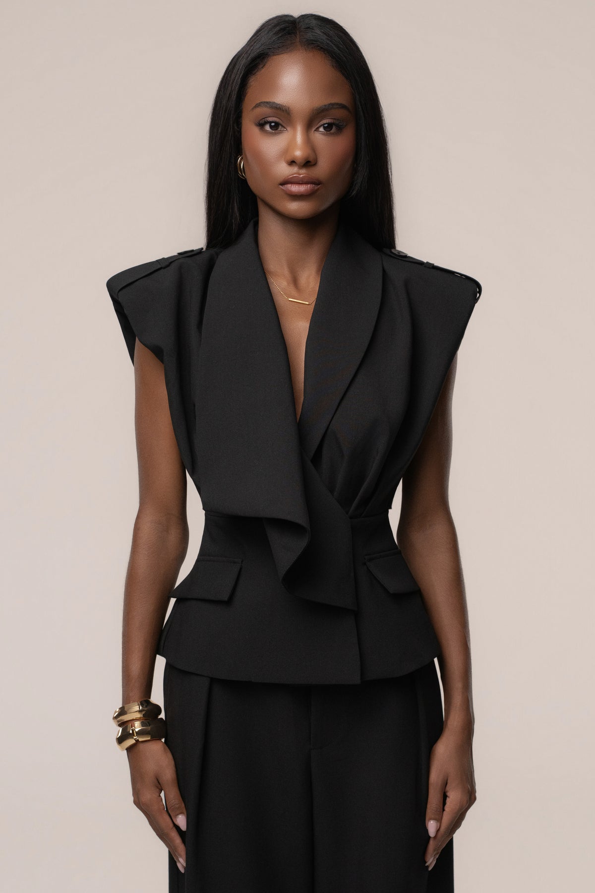 Black Madison Pleated Trouser