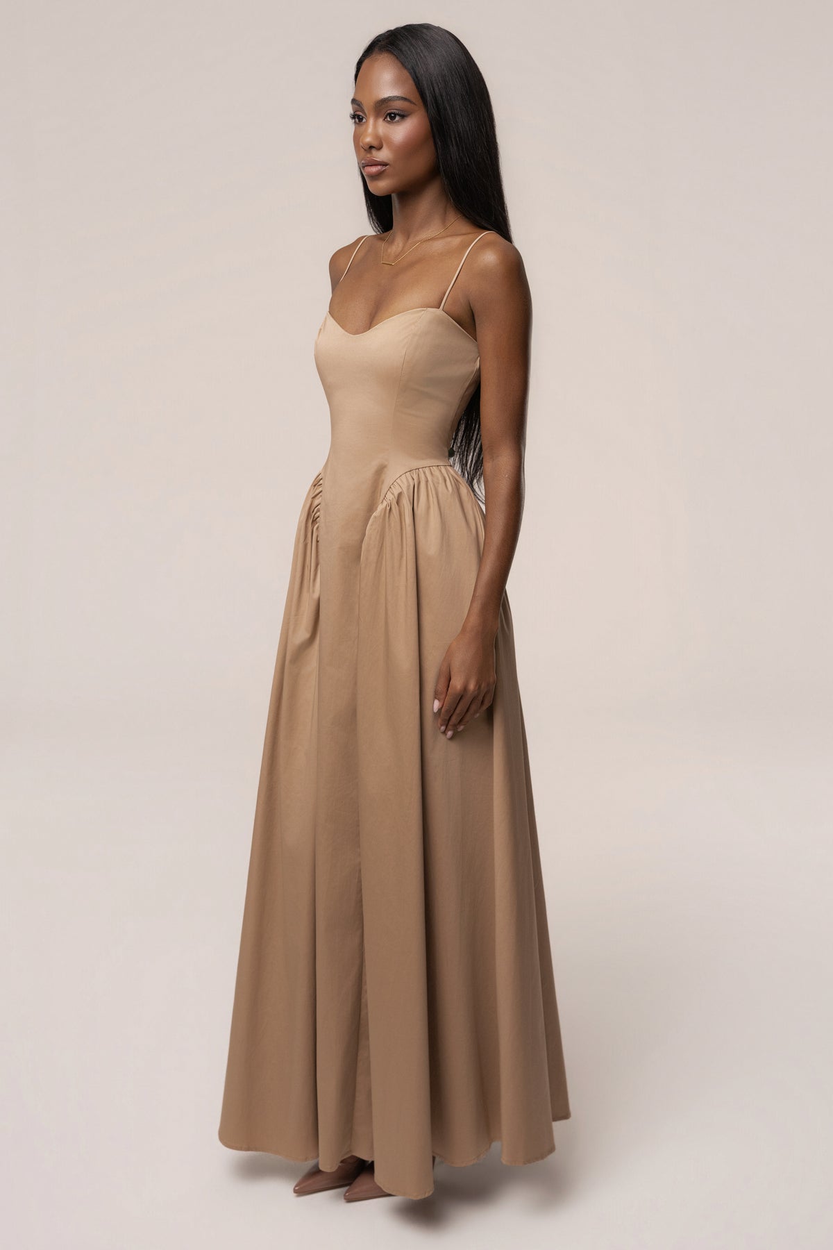 Robe longue Sculpted Grace bronzée