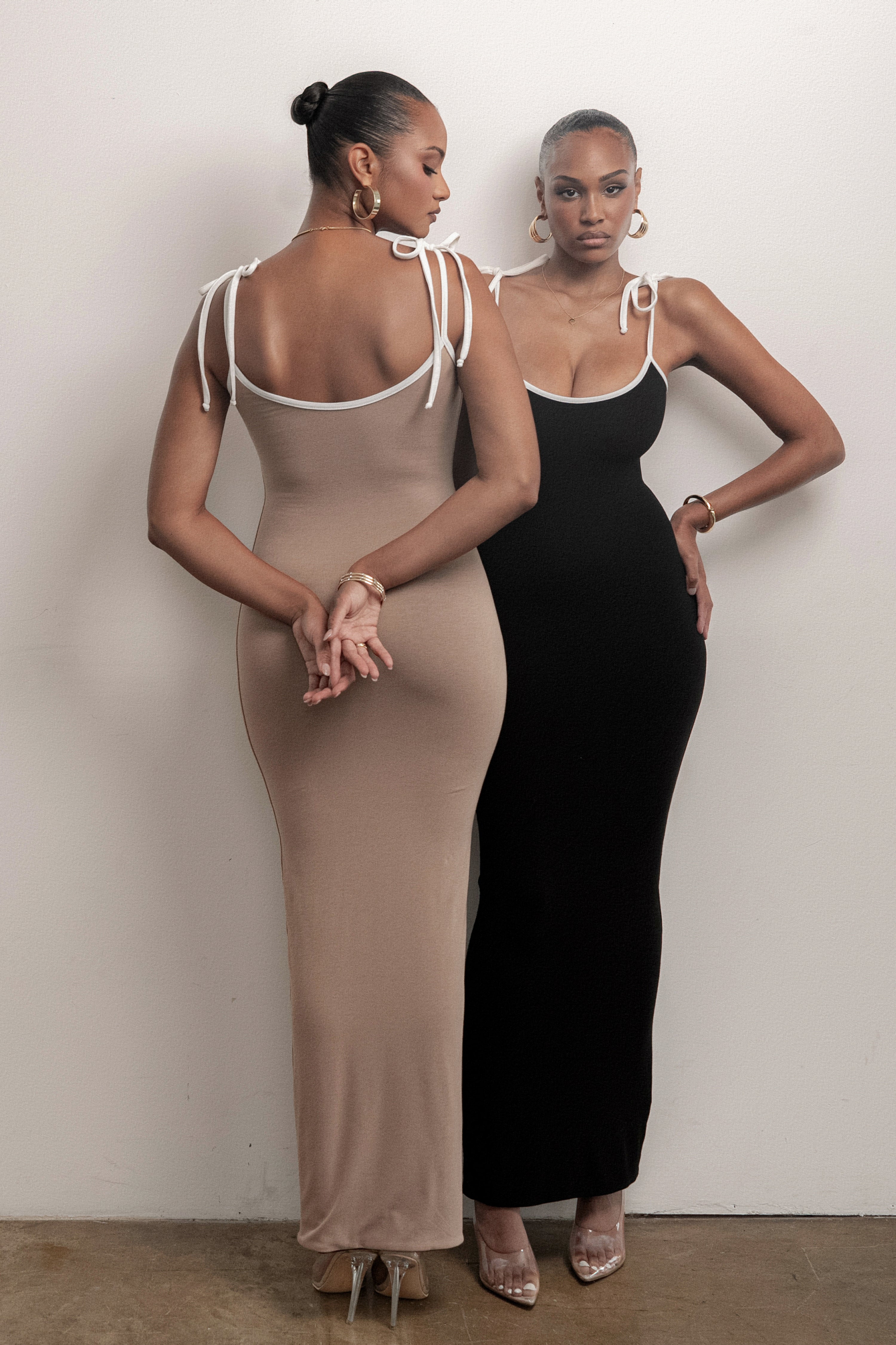 Black/Beige Shawna Reversible Maxi Dress Black/Beige Shawna Reversible Maxi Dress