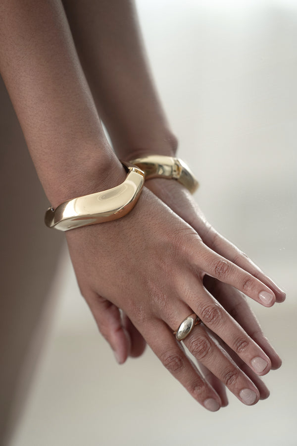 Gold Zane Hinge Bracelet