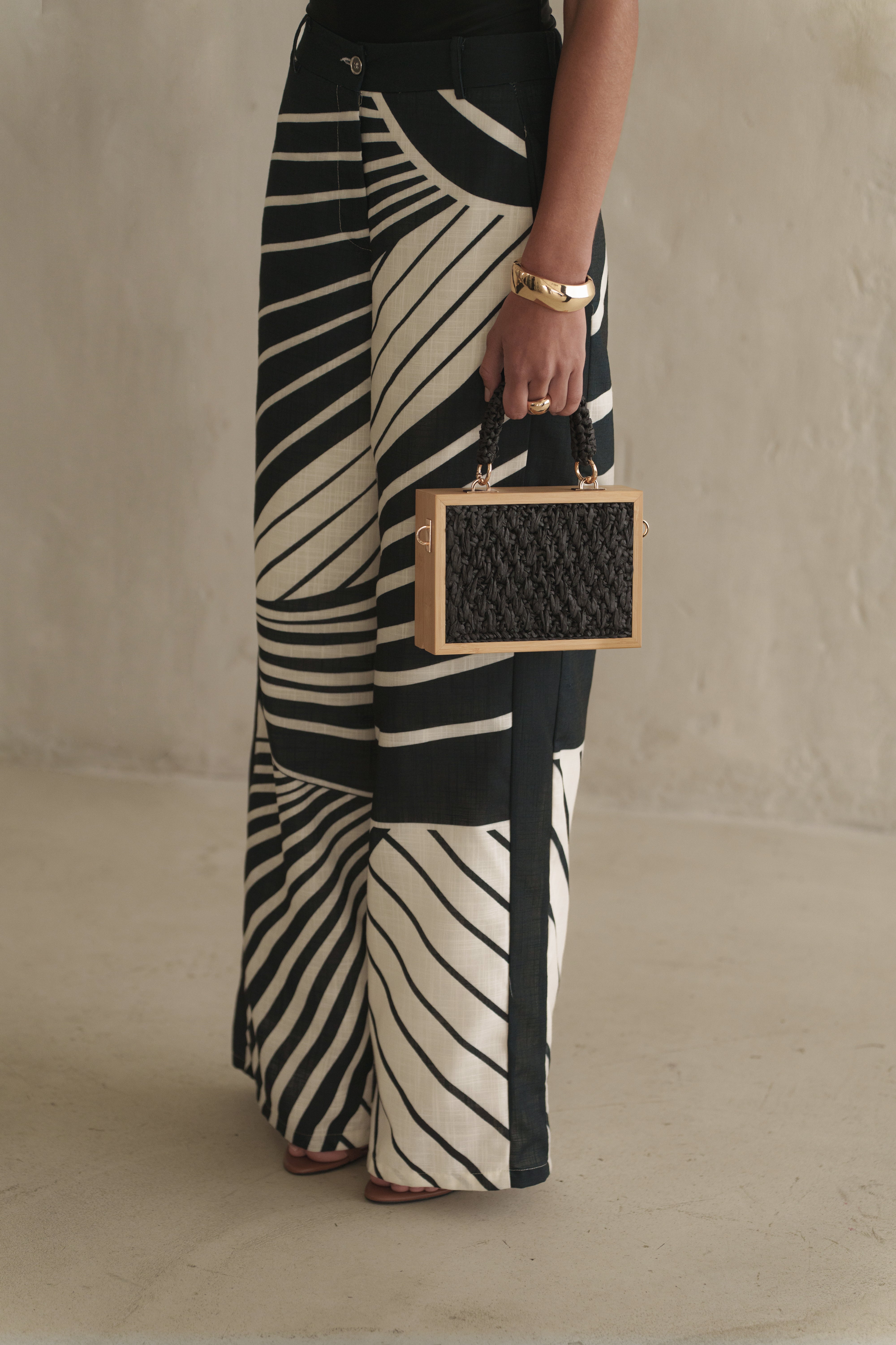 Black Riviera Frame Bag - JLUXLABEL
