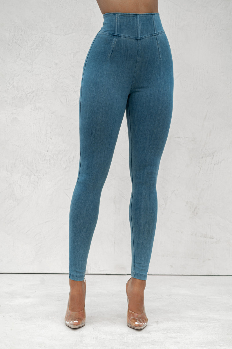 Medium Alice High Waisted Jeans - JLUXLABEL